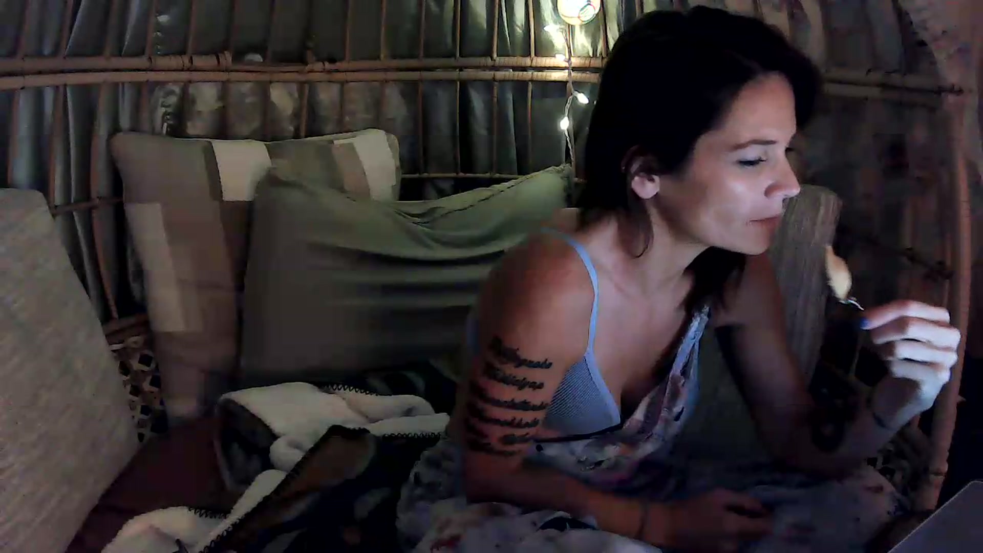 Gallery image thumbnail from OverallDistracted's myfreecams stream on, 09/07/2026, 06:47 image 17 of 20