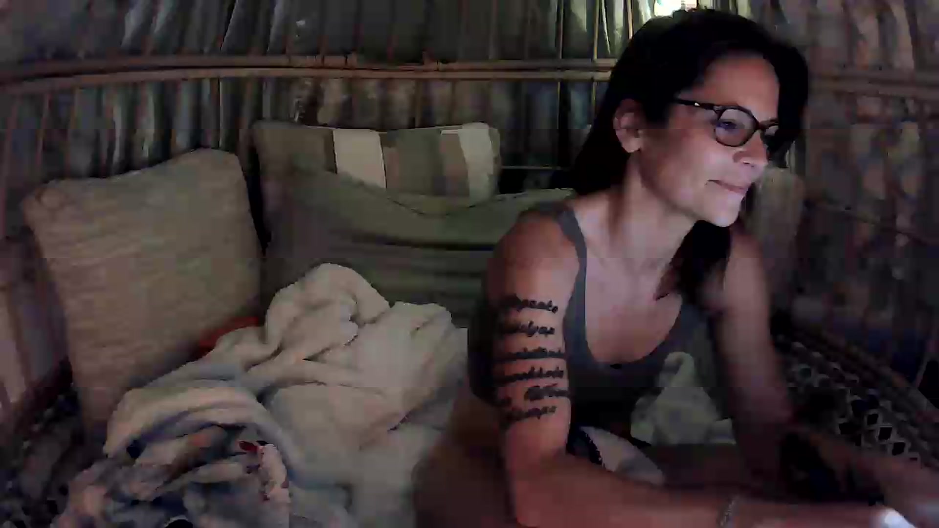 Gallery image thumbnail from OverallDistracted's myfreecams stream on, 09/08/2026, 03:45 image 17 of 20