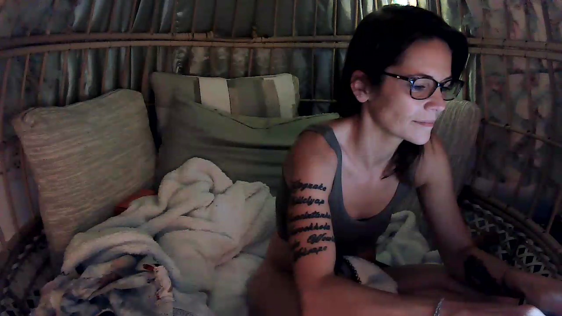 Gallery image thumbnail from OverallDistracted's myfreecams stream on, 09/08/2026, 03:45 image 13 of 20