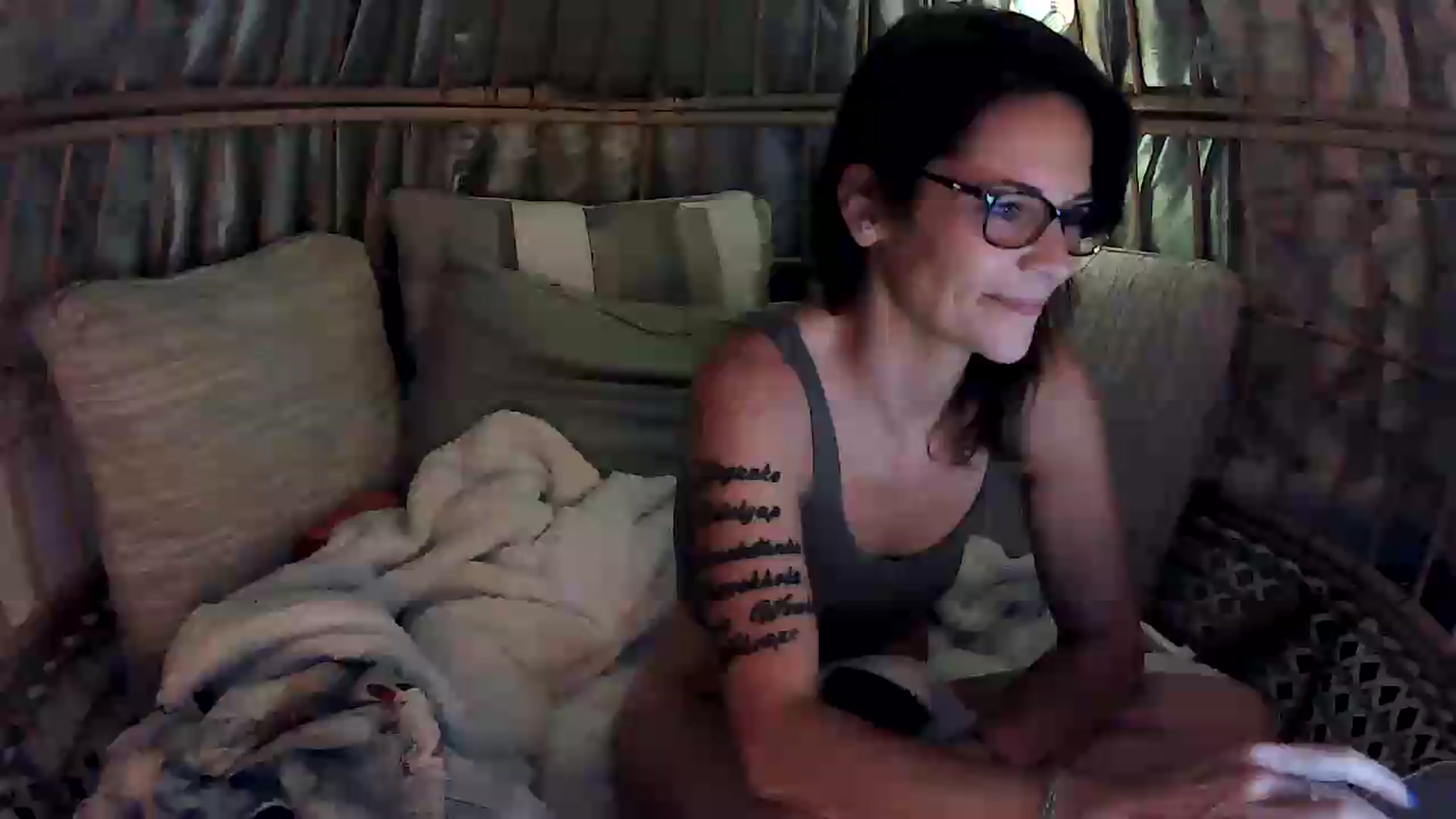 Gallery image thumbnail from OverallDistracted's myfreecams stream on, 09/08/2026, 03:45 image 2 of 20