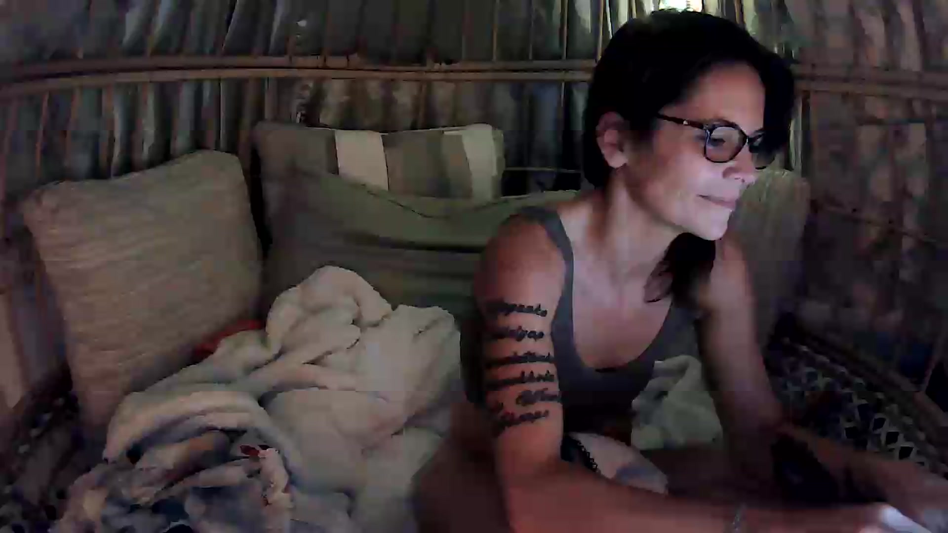 Gallery image thumbnail from OverallDistracted's myfreecams stream on, 09/08/2026, 03:45 image 7 of 20