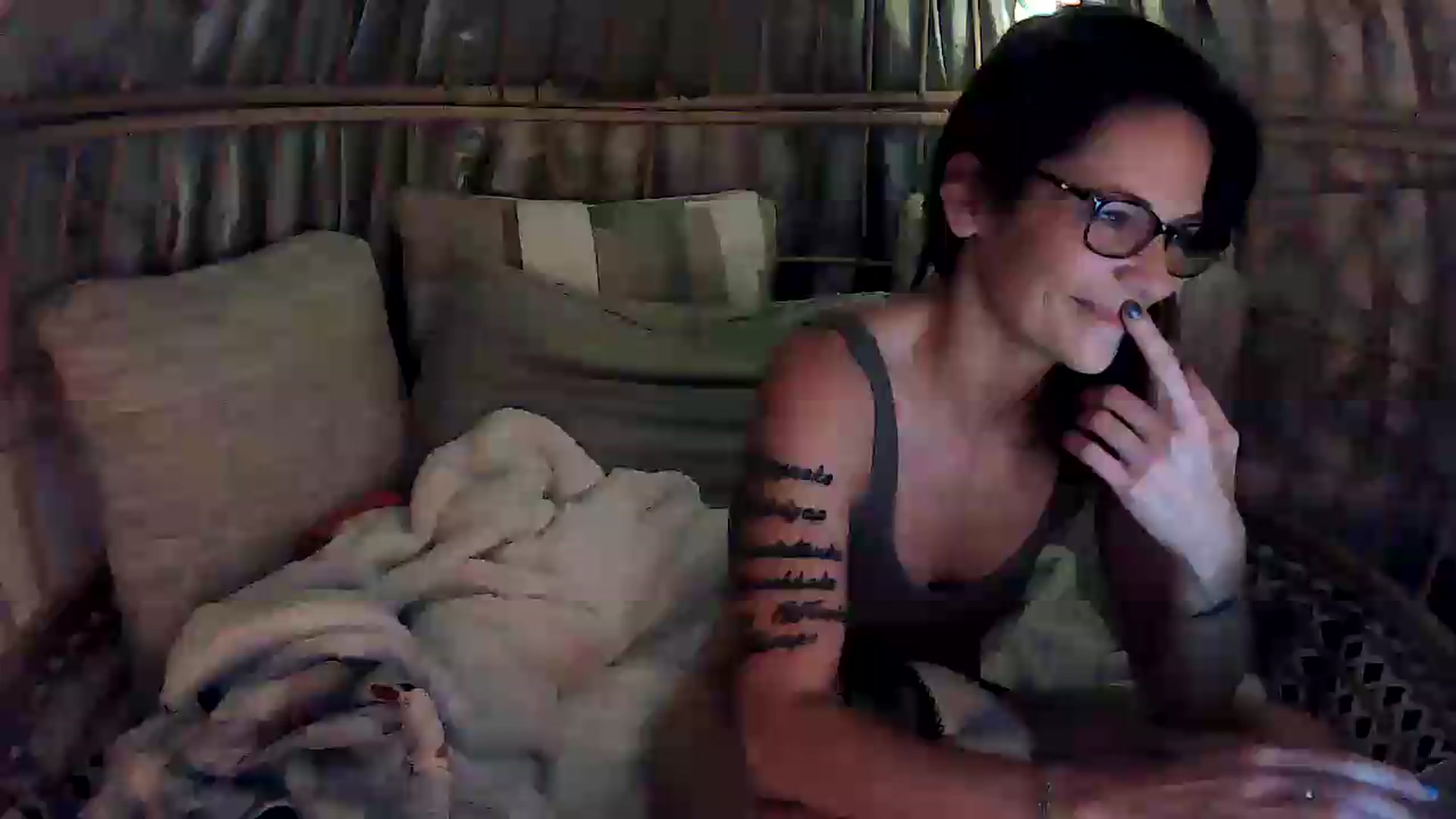Gallery image thumbnail from OverallDistracted's myfreecams stream on, 09/08/2026, 03:45 image 18 of 20