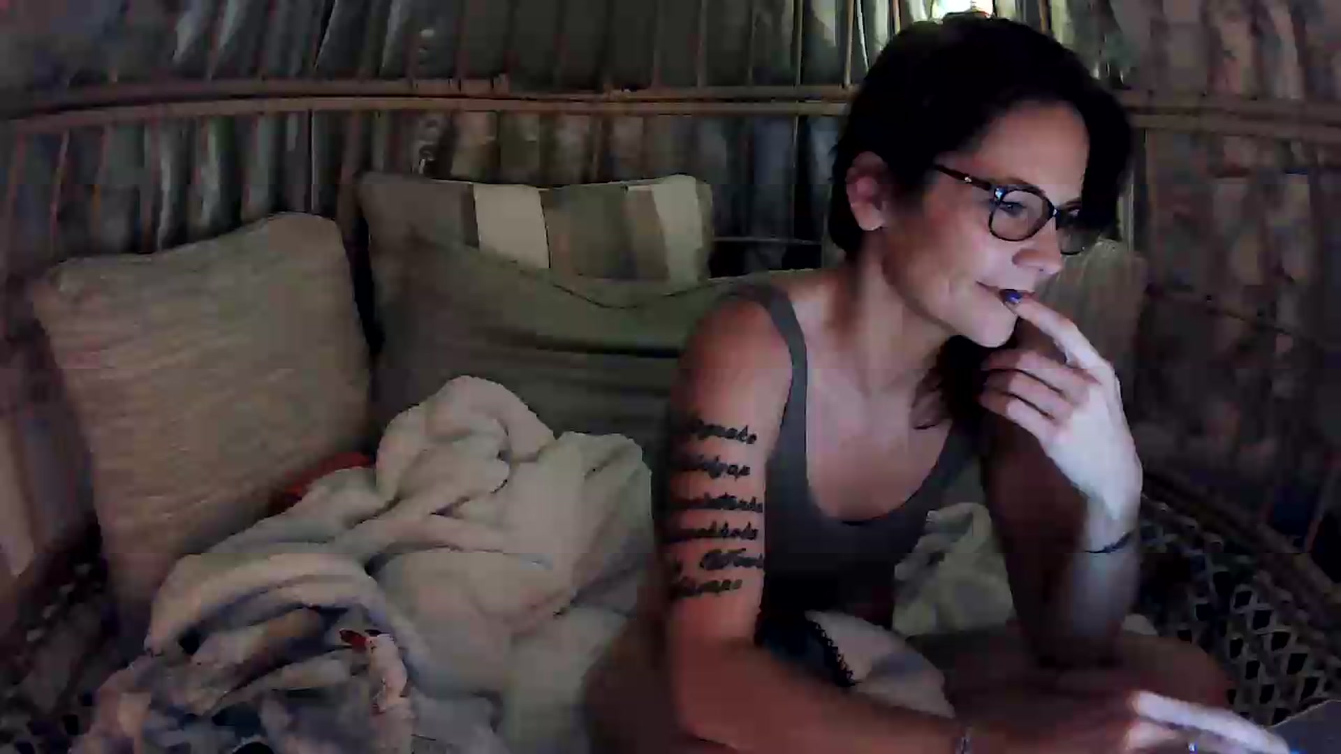 Gallery image thumbnail from OverallDistracted's myfreecams stream on, 09/08/2026, 03:45 image 6 of 20