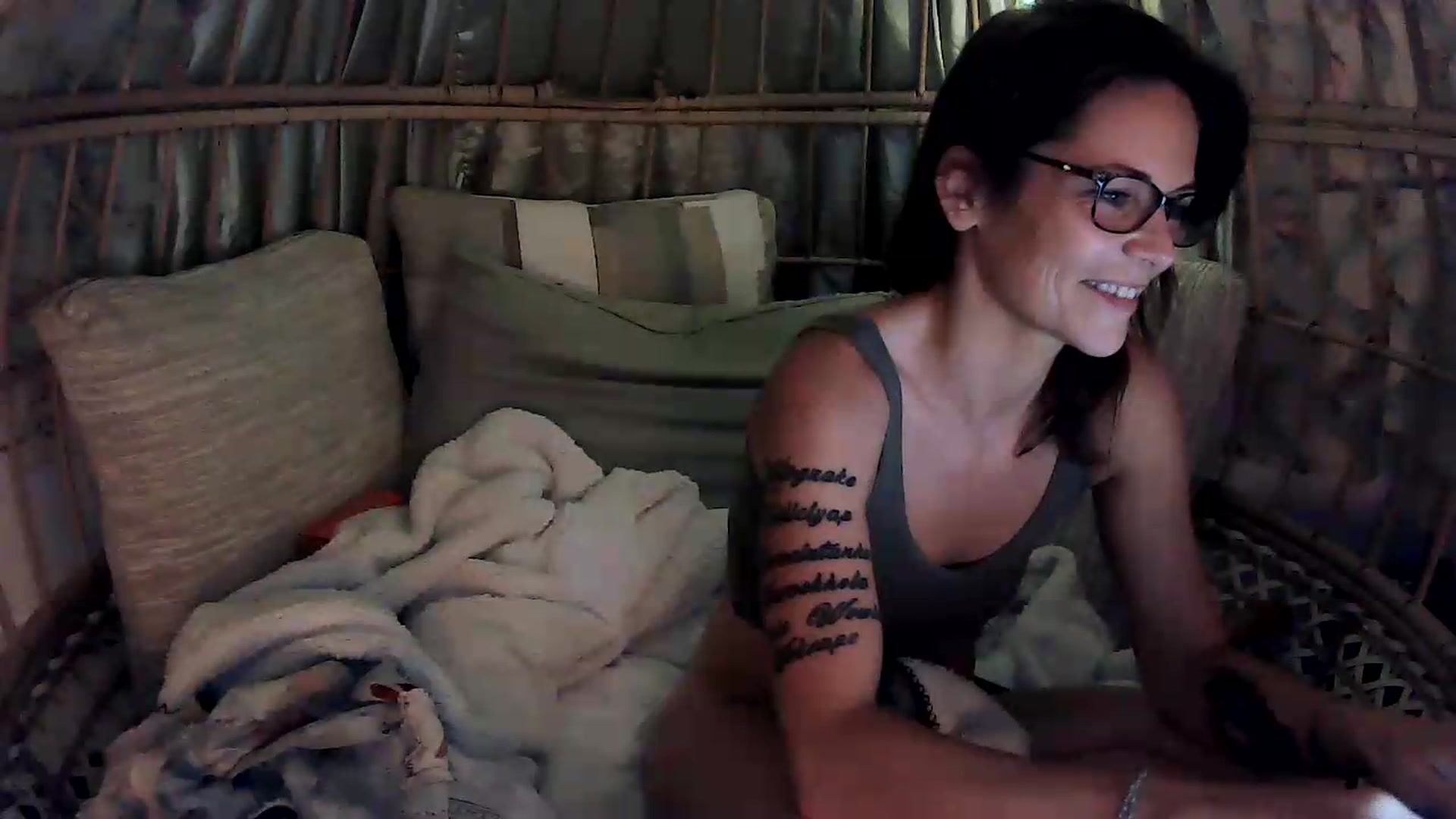Gallery image thumbnail from OverallDistracted's myfreecams stream on, 09/08/2026, 03:45 image 15 of 20