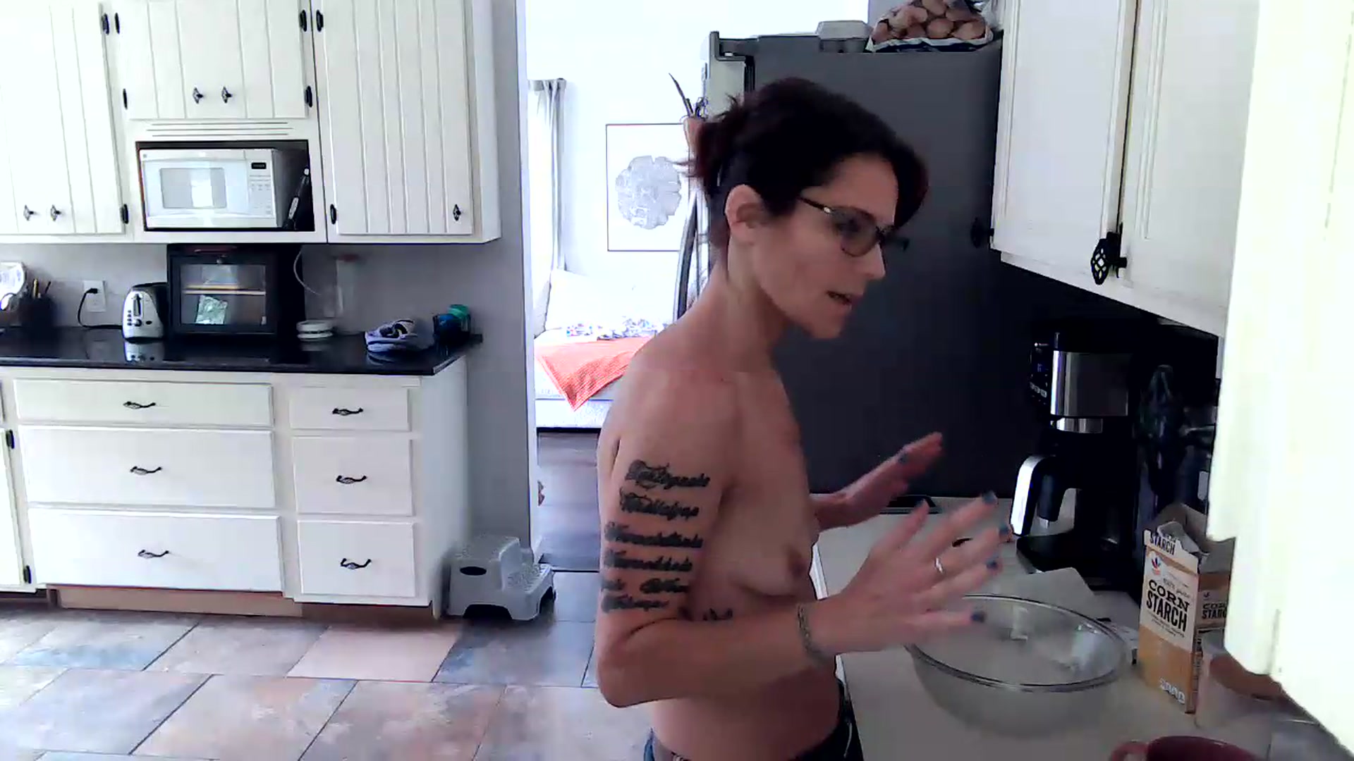 Gallery image thumbnail from OverallDistracted's myfreecams stream on, 09/08/2026, 17:35 image 11 of 20