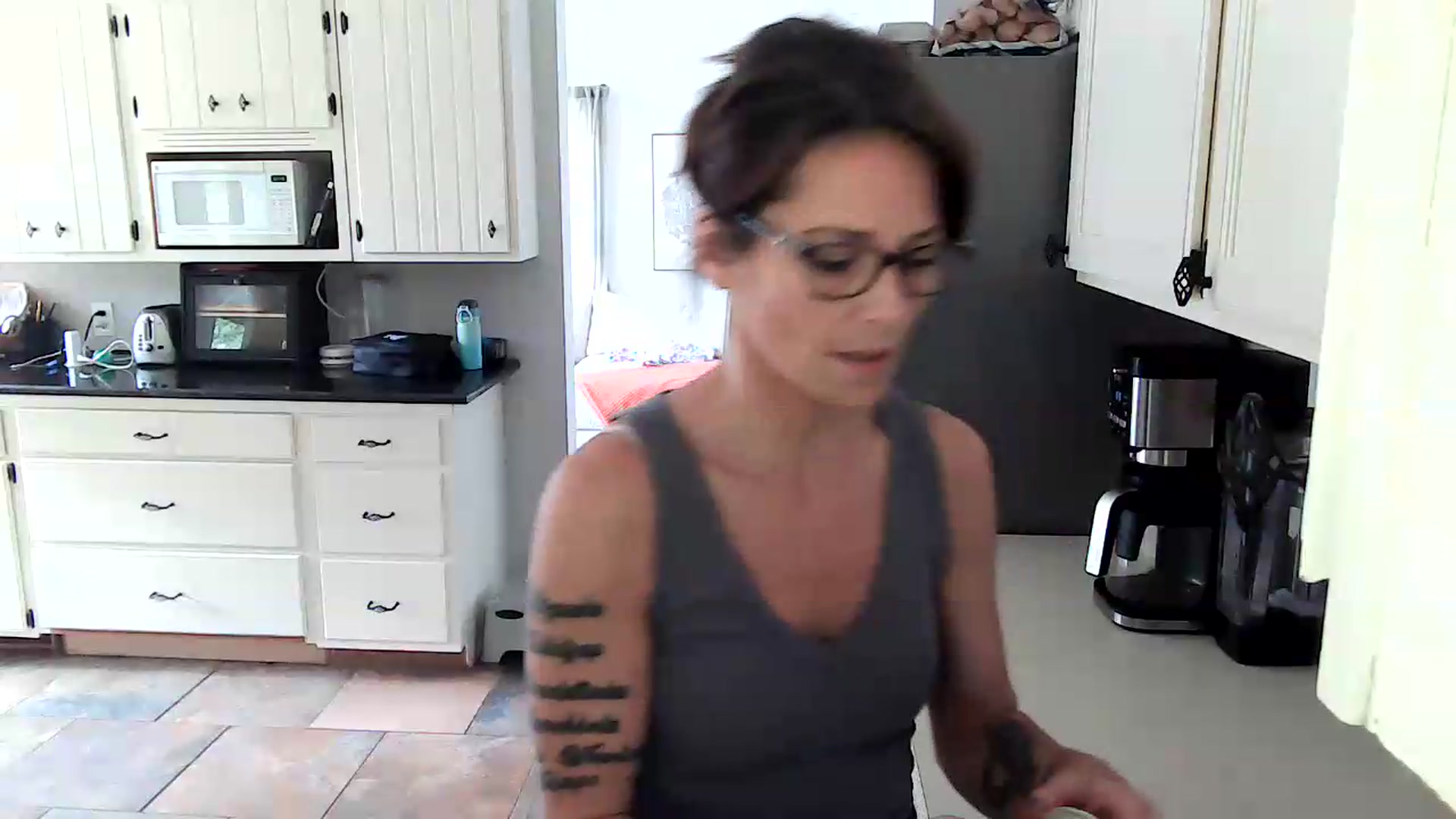 Gallery image thumbnail from OverallDistracted's myfreecams stream on, 09/08/2026, 17:35 image 3 of 20