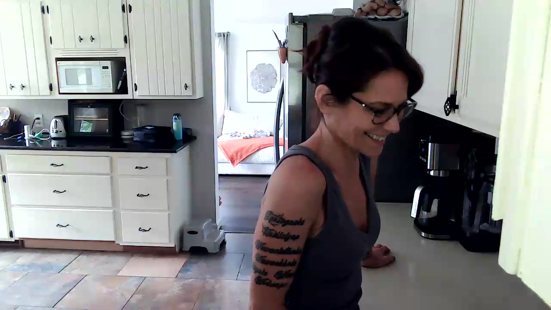 Gallery image thumbnail from OverallDistracted's myfreecams stream on, 09/08/2026, 17:35 image 8 of 20