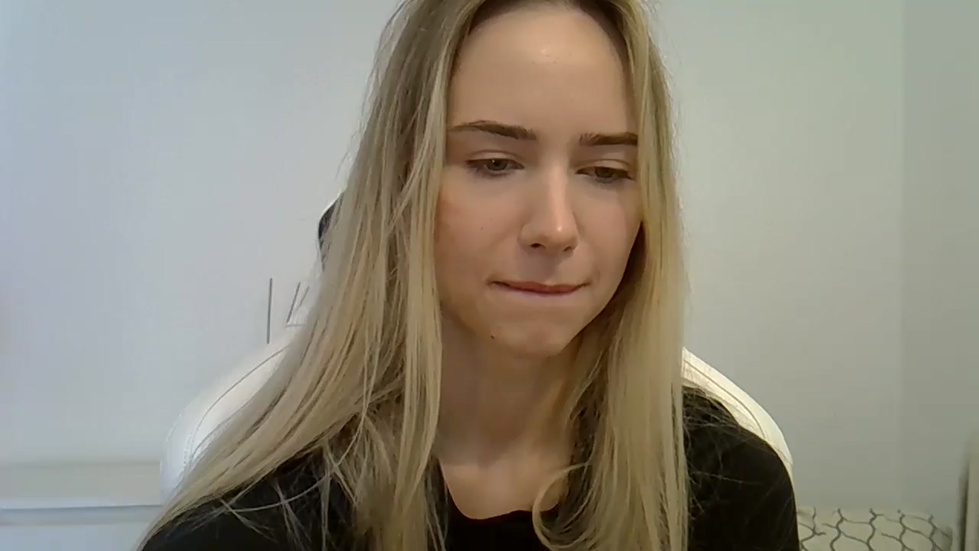 Gallery image thumbnail from OxAlisa's myfreecams stream on, 06/02/2025, 09:48 image 12 of 20