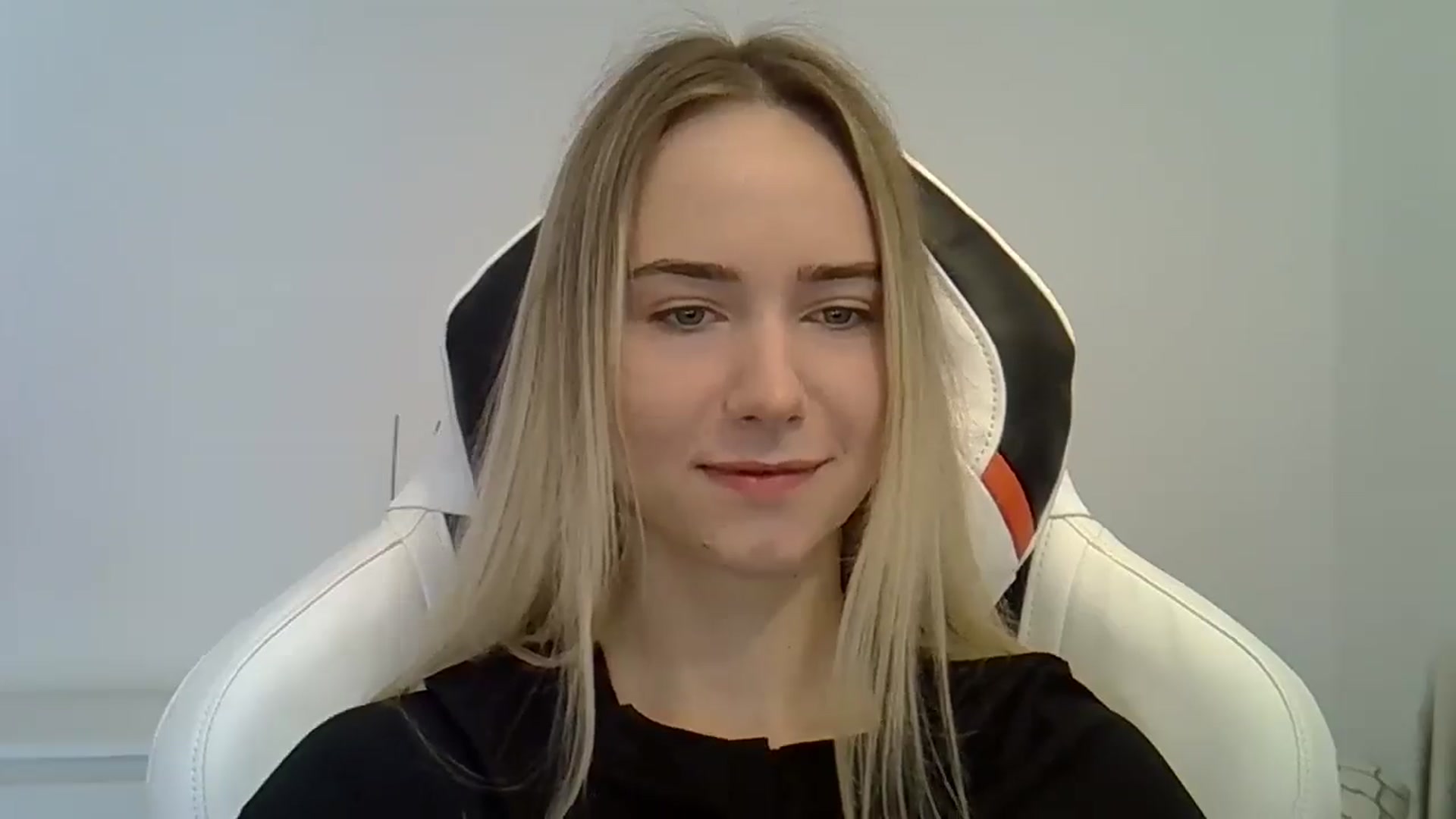 Gallery image thumbnail from OxAlisa's myfreecams stream on, 06/02/2025, 09:48 image 3 of 20