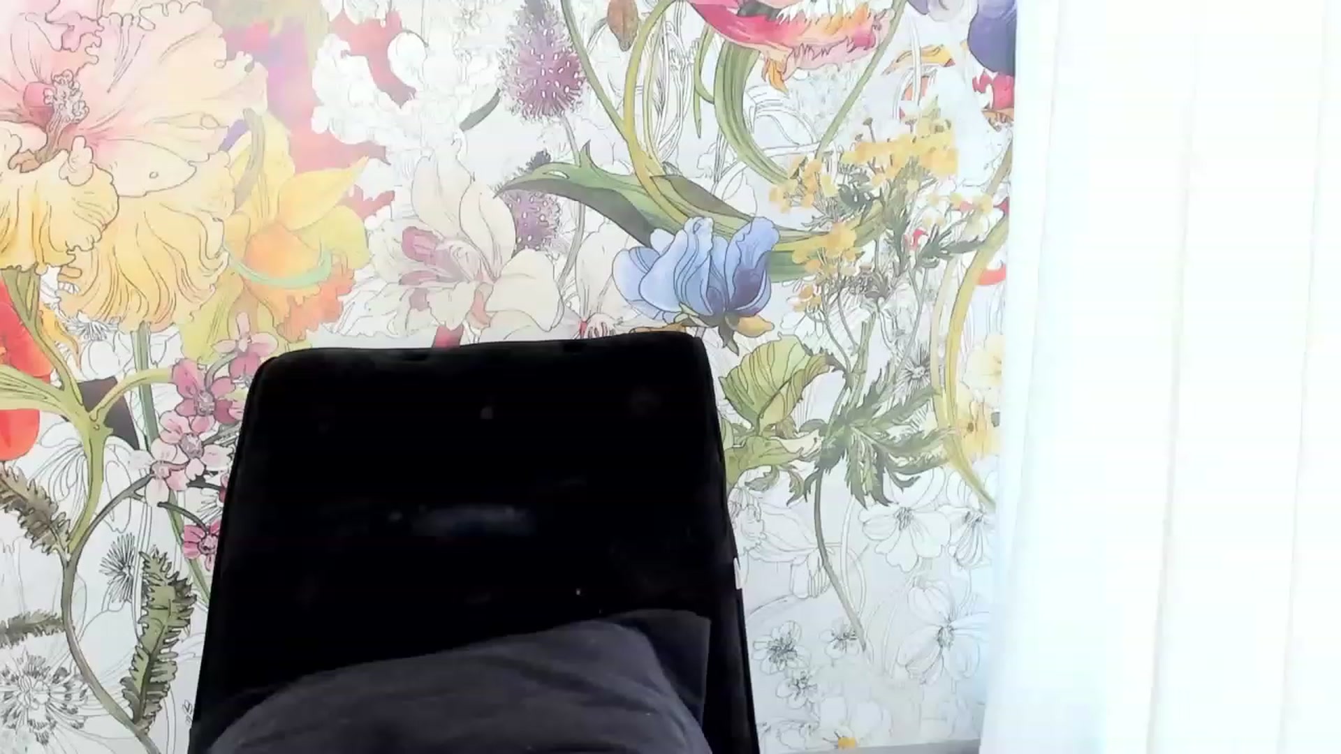 Gallery image thumbnail from Oxxena's myfreecams stream on, 12/28/2023, 07:56 image 1 of 20