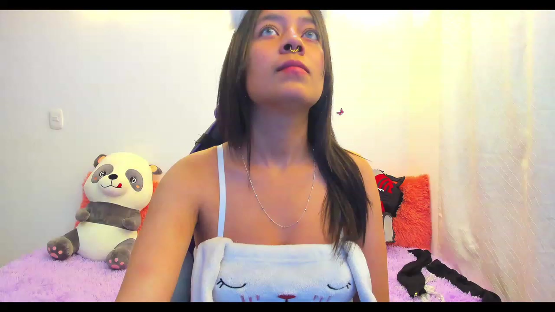Gallery image thumbnail from Oxxme_'s myfreecams stream on, 12/05/2022, 05:43 image 2 of 20