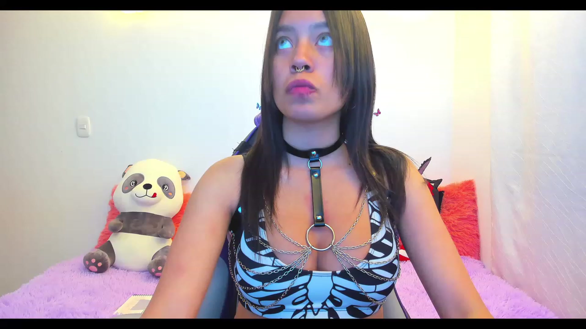 Gallery image thumbnail from Oxxme_'s myfreecams stream on, 12/06/2022, 03:36 image 7 of 20