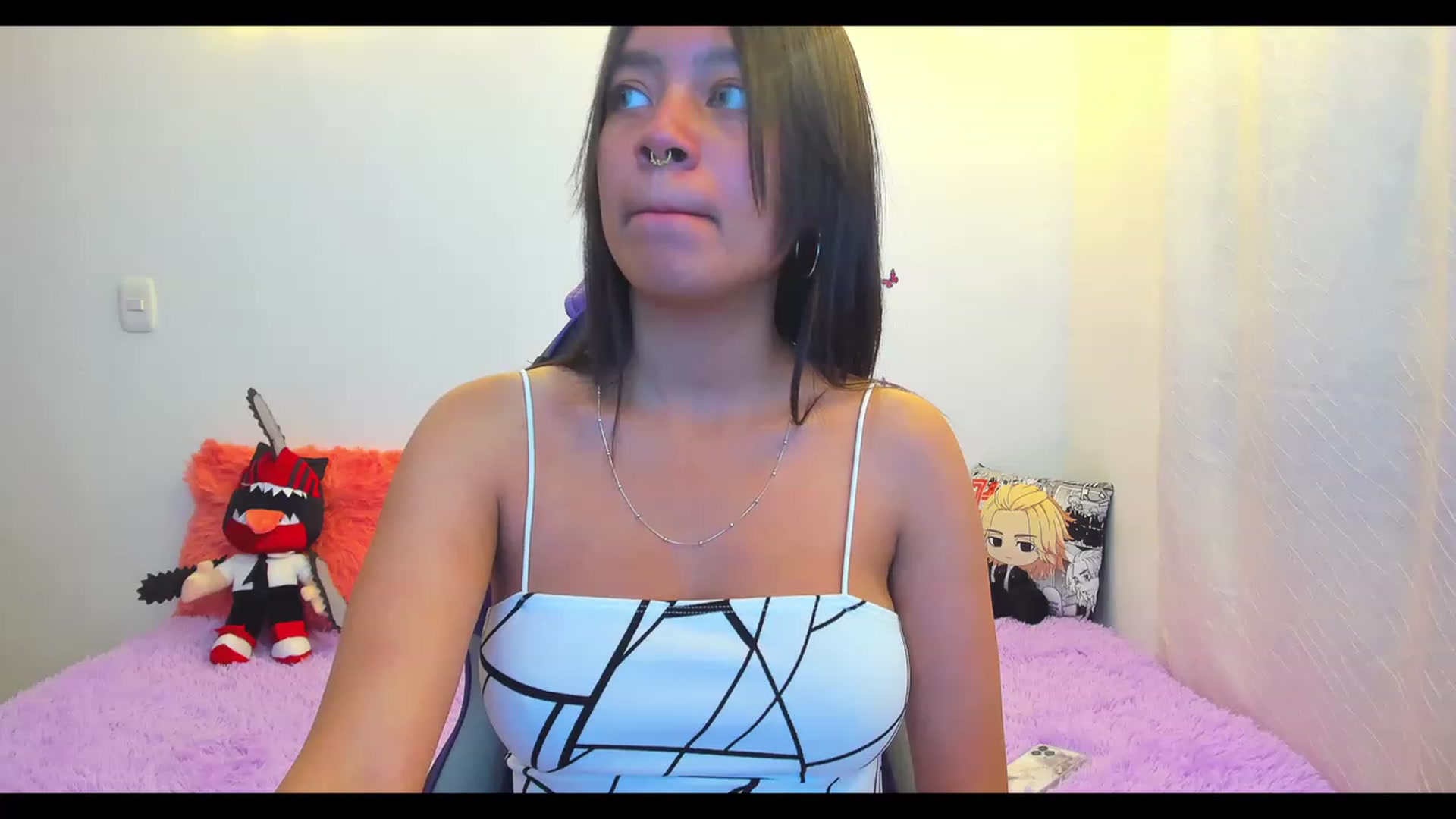 Gallery image thumbnail from Oxxme_'s myfreecams stream on, 12/09/2022, 02:12 image 7 of 20