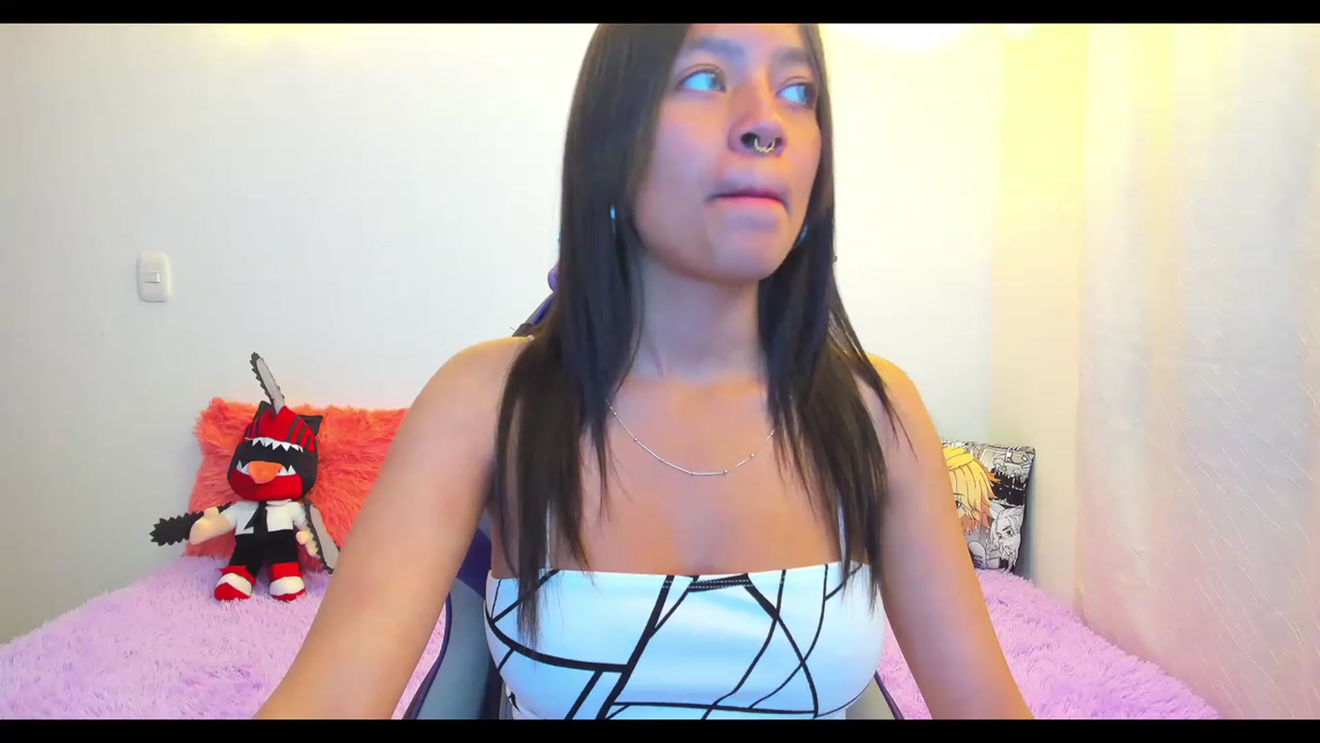 Gallery image thumbnail from Oxxme_'s myfreecams stream on, 12/09/2022, 03:01 image 11 of 20