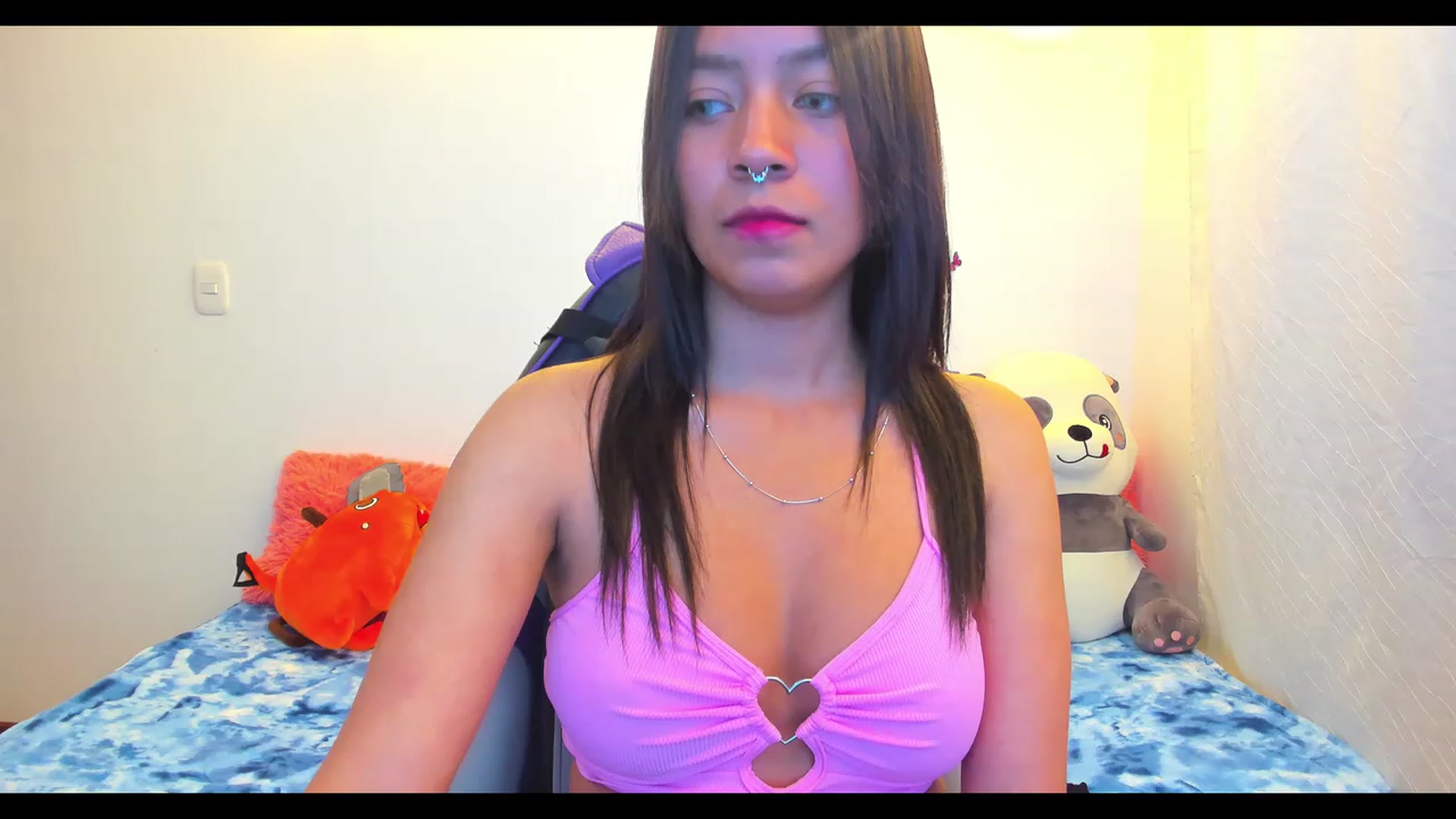 Gallery image thumbnail from Oxxme_'s myfreecams stream on, 12/11/2022, 02:17 image 19 of 20