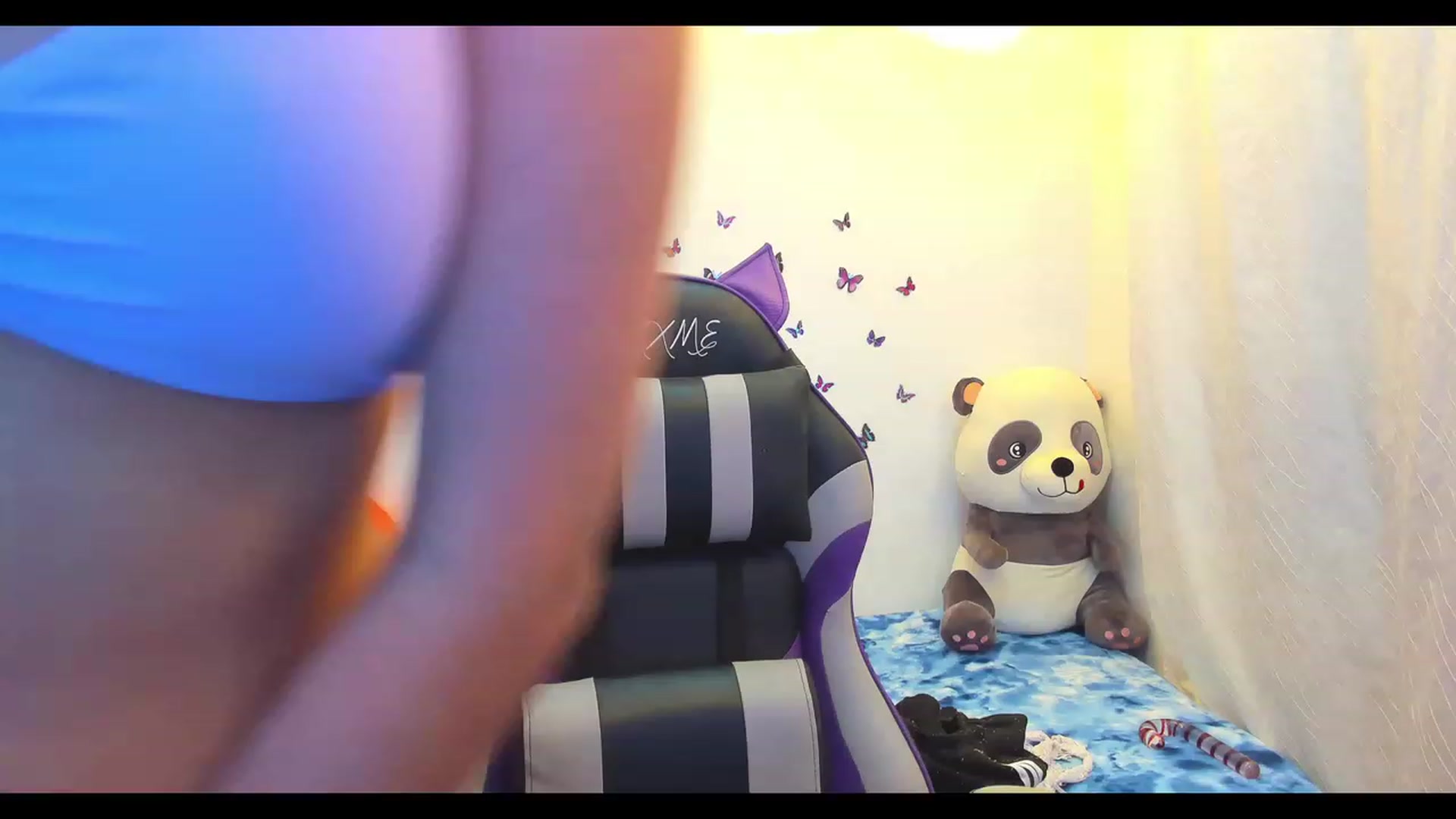 Gallery image thumbnail from Oxxme_'s myfreecams stream on, 12/22/2022, 02:30 image 1 of 20
