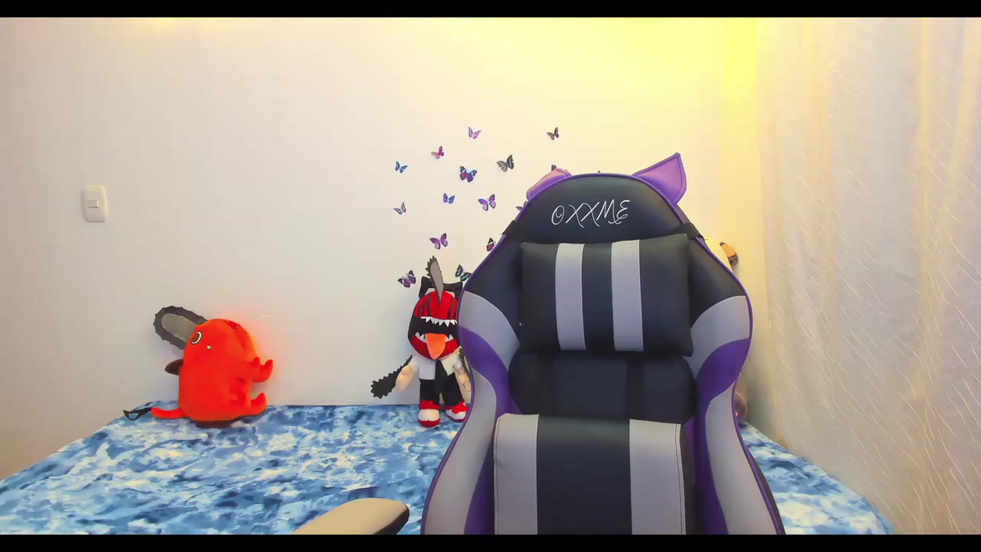 Gallery image thumbnail from Oxxme_'s myfreecams stream on, 12/24/2022, 03:12 image 7 of 20