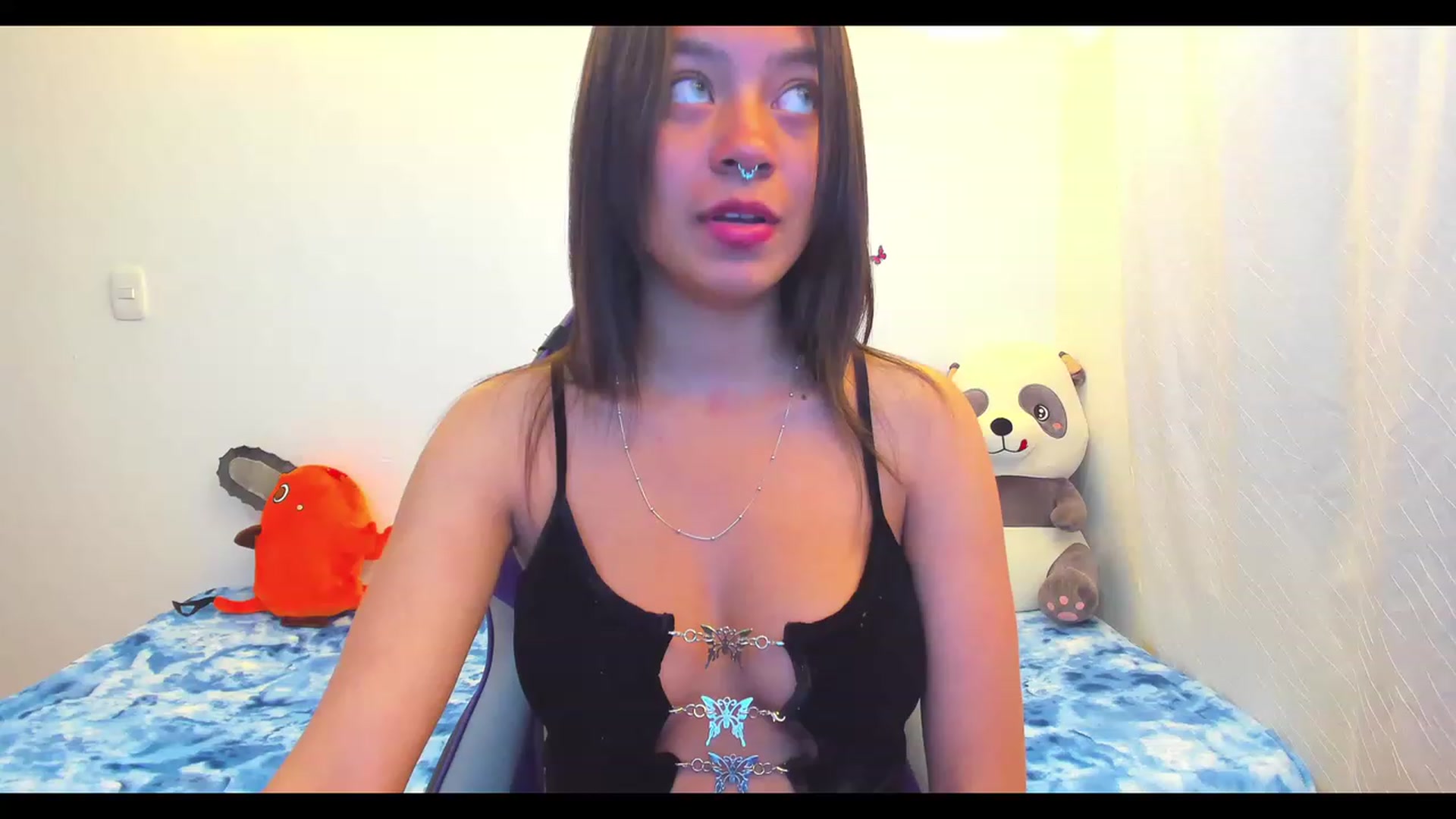 Gallery image thumbnail from Oxxme_'s myfreecams stream on, 12/24/2022, 03:12 image 9 of 20
