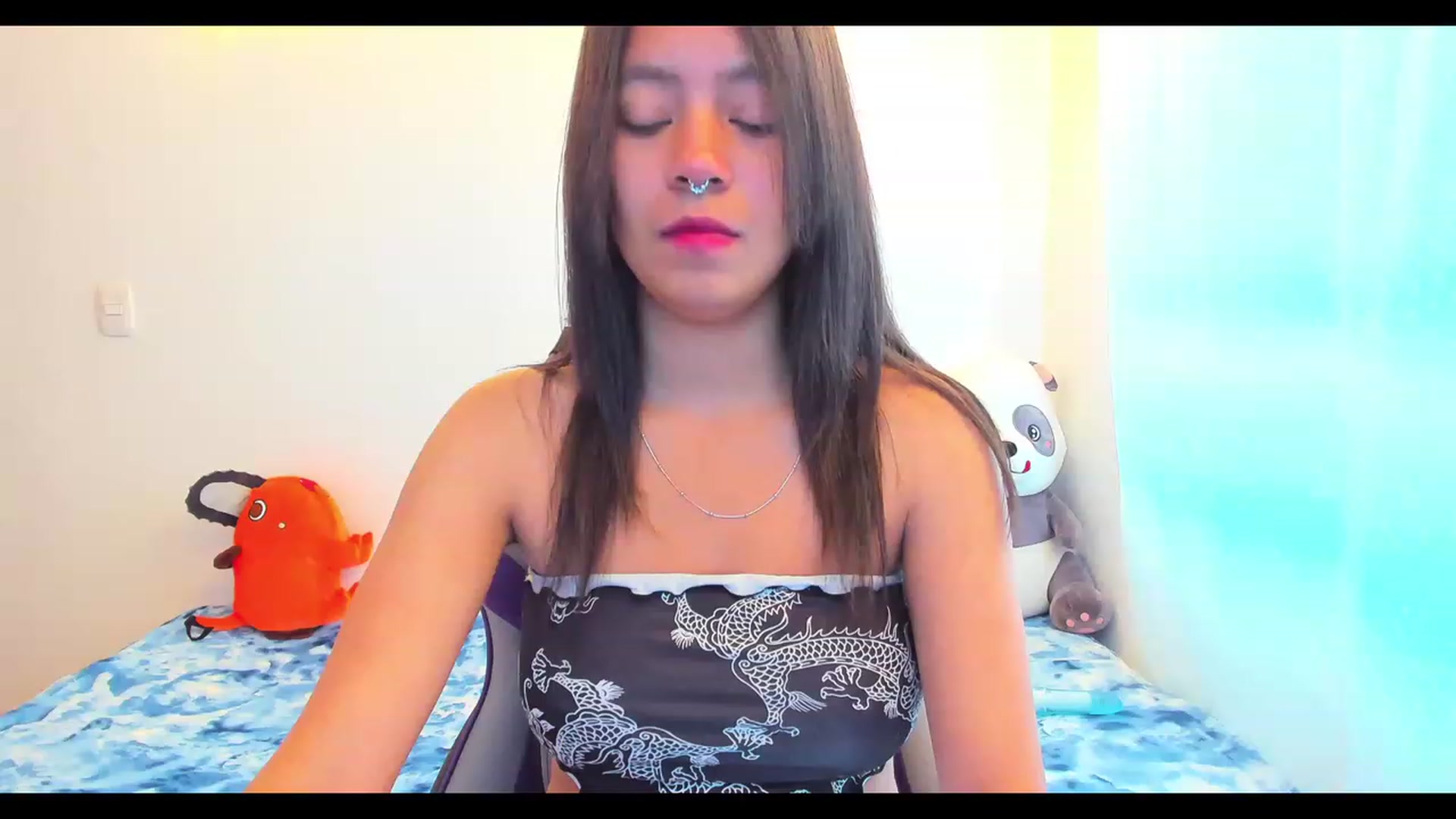 Gallery image thumbnail from Oxxme_'s myfreecams stream on, 12/24/2022, 14:09 image 12 of 20