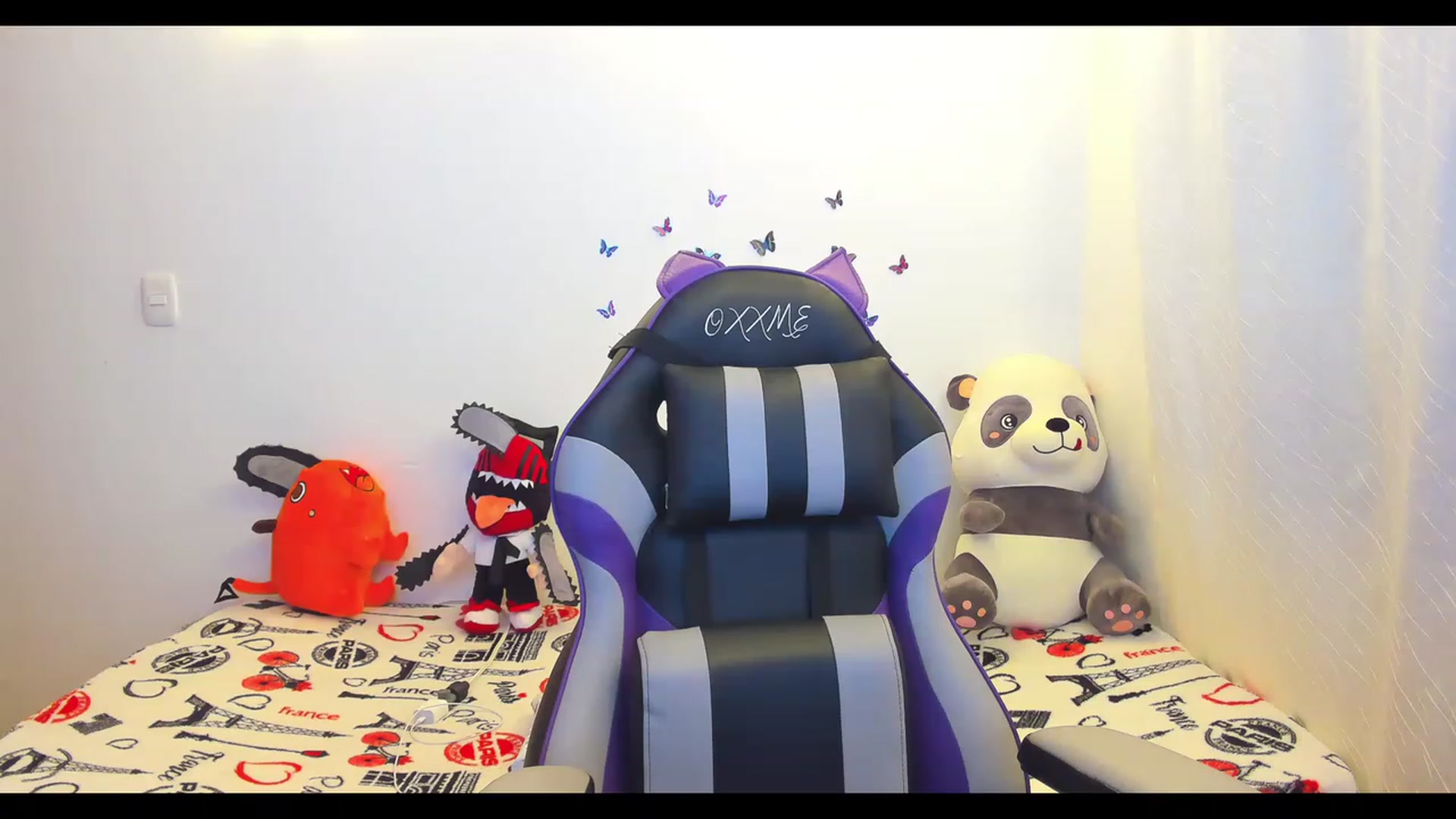 Gallery image thumbnail from Oxxme_'s myfreecams stream on, 12/30/2022, 05:16 image 5 of 20