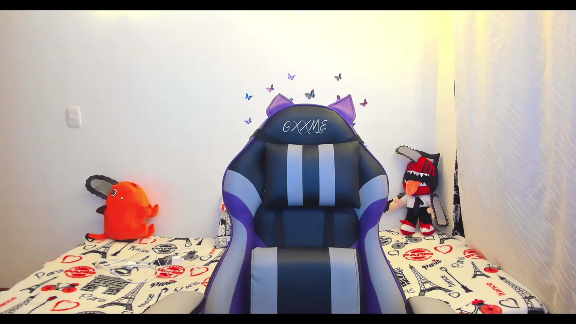Gallery image thumbnail from Oxxme_'s myfreecams stream on, 01/04/2023, 02:48 image 12 of 20