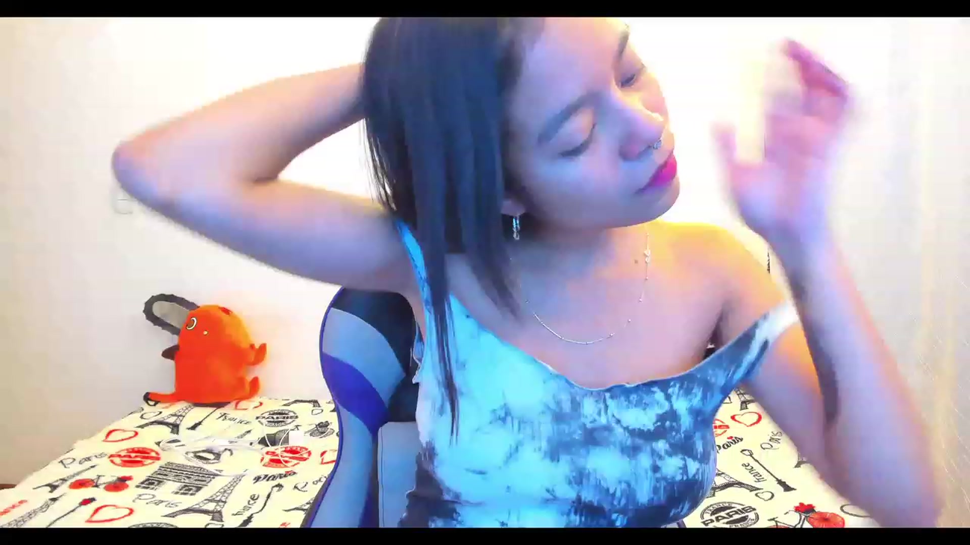 Gallery image thumbnail from Oxxme_'s myfreecams stream on, 01/04/2023, 02:48 image 2 of 20