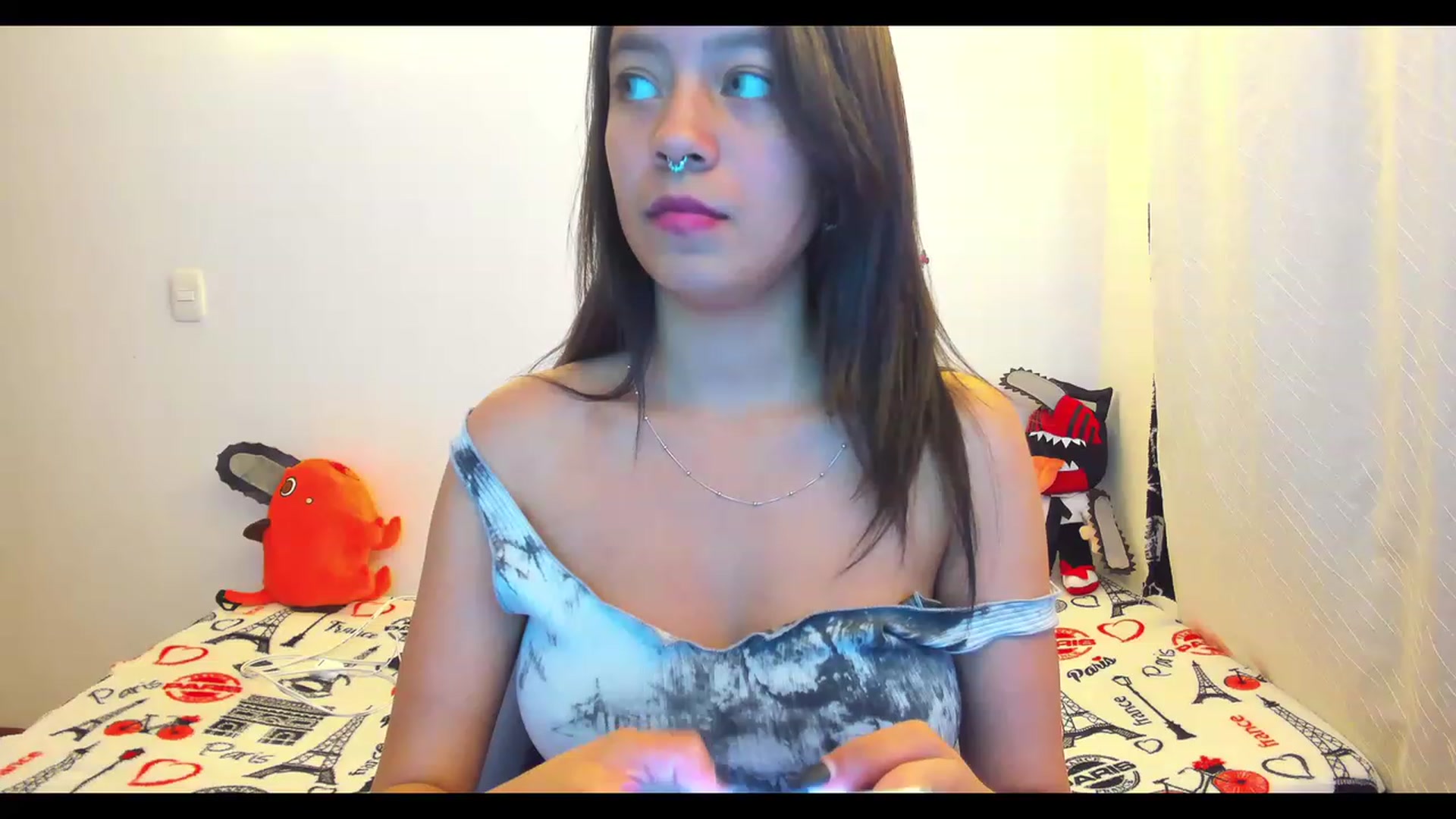 Gallery image thumbnail from Oxxme_'s myfreecams stream on, 01/04/2023, 03:46 image 3 of 20