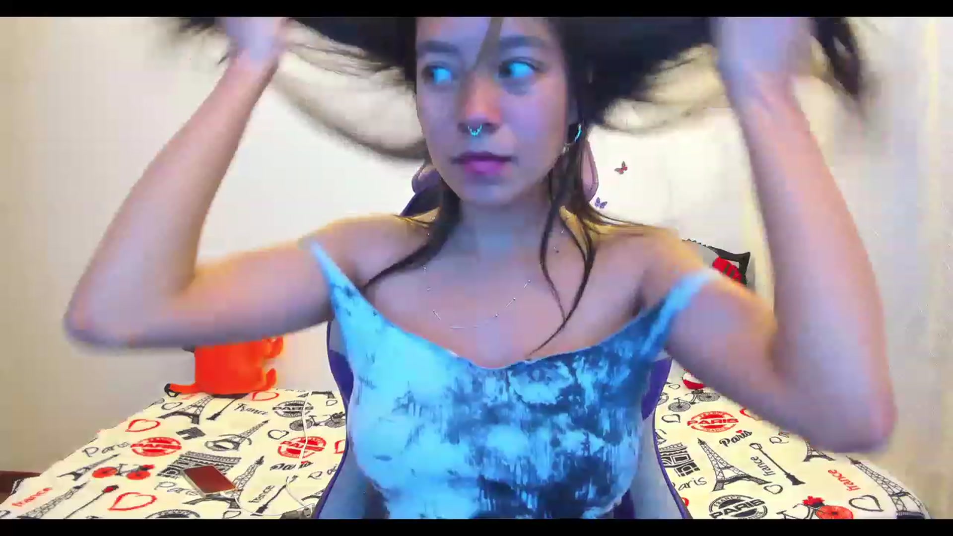 Gallery image thumbnail from Oxxme_'s myfreecams stream on, 01/04/2023, 07:07 image 8 of 20