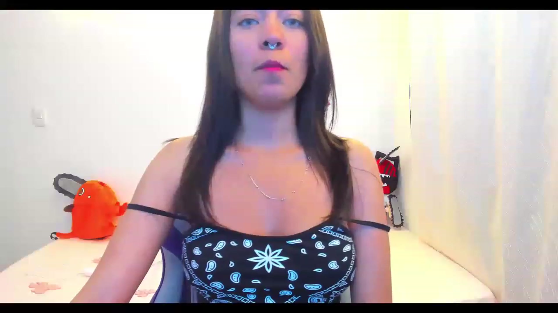 Gallery image thumbnail from Oxxme_'s myfreecams stream on, 01/06/2023, 02:46 image 20 of 20