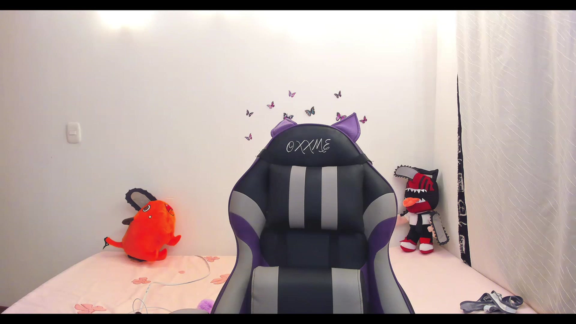 Gallery image thumbnail from Oxxme_'s myfreecams stream on, 01/10/2023, 06:17 image 20 of 20