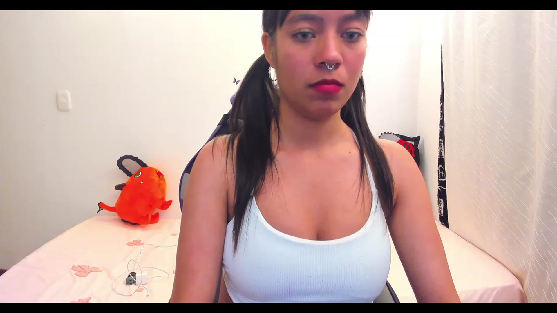 Gallery image thumbnail from Oxxme_'s myfreecams stream on, 01/10/2023, 07:20 image 10 of 20