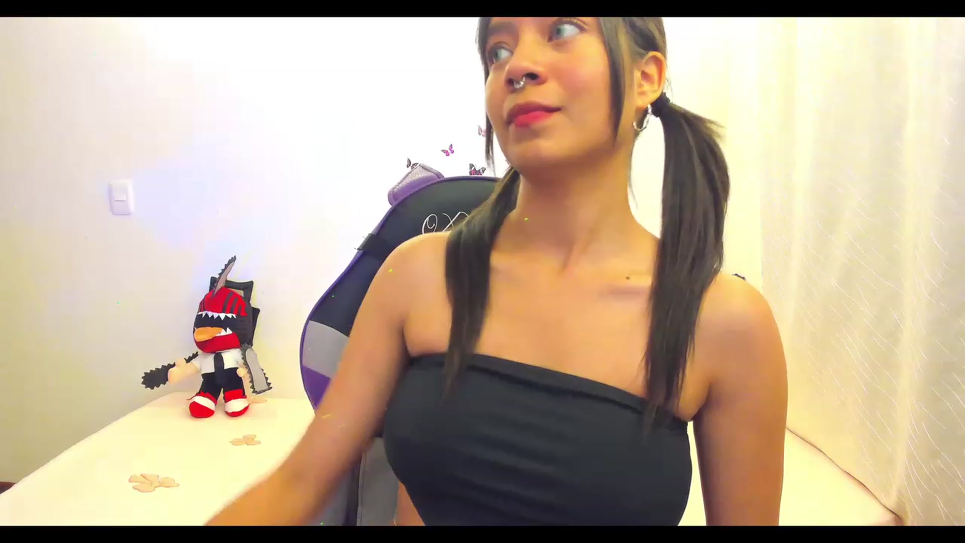 Gallery image thumbnail from Oxxme_'s myfreecams stream on, 01/14/2023, 03:11 image 14 of 20