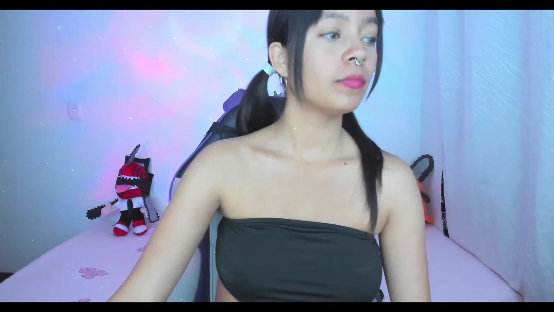 Gallery image thumbnail from Oxxme_'s myfreecams stream on, 01/14/2023, 03:53 image 18 of 20
