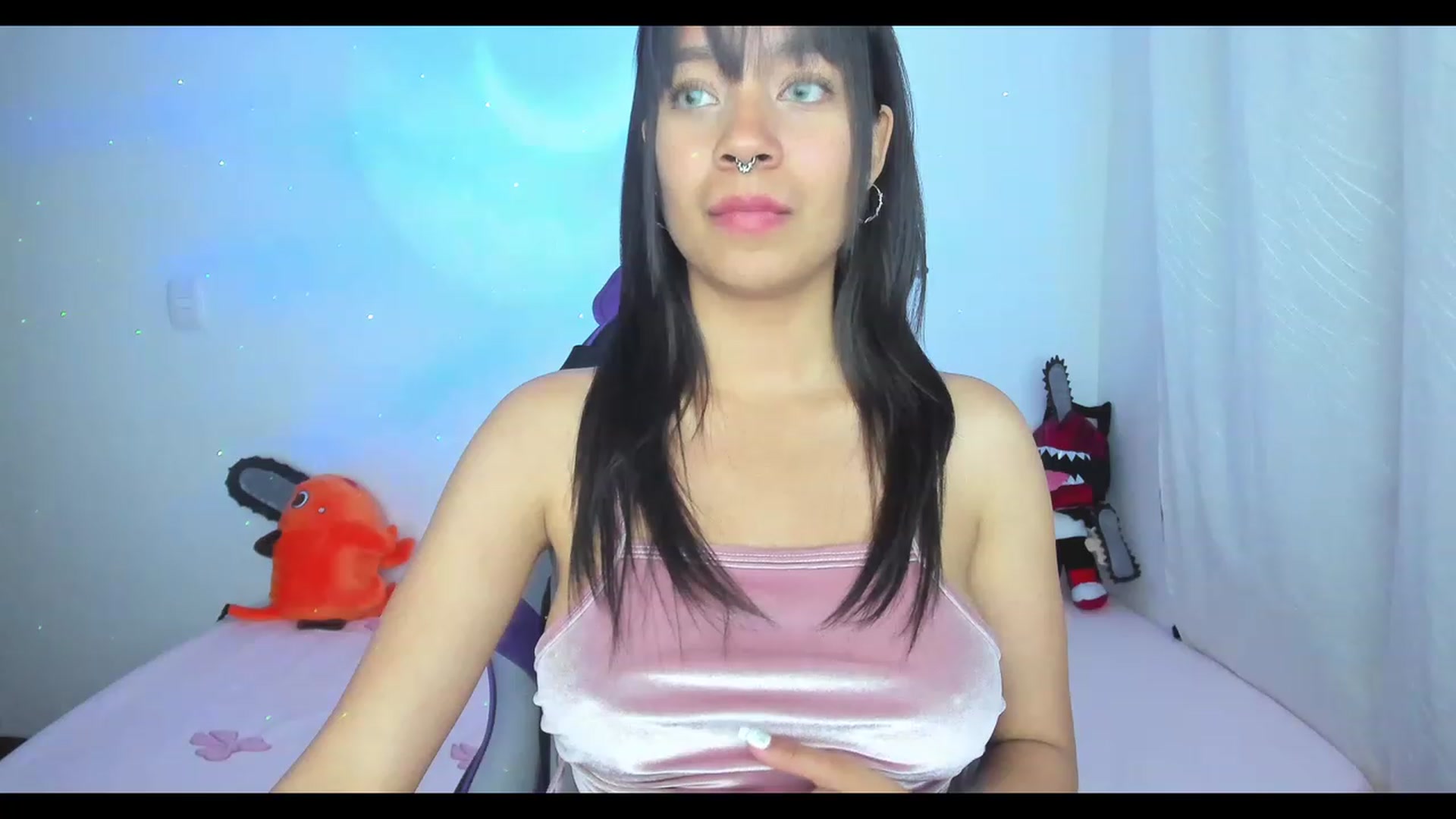 Gallery image thumbnail from Oxxme_'s myfreecams stream on, 01/18/2023, 06:40 image 9 of 20