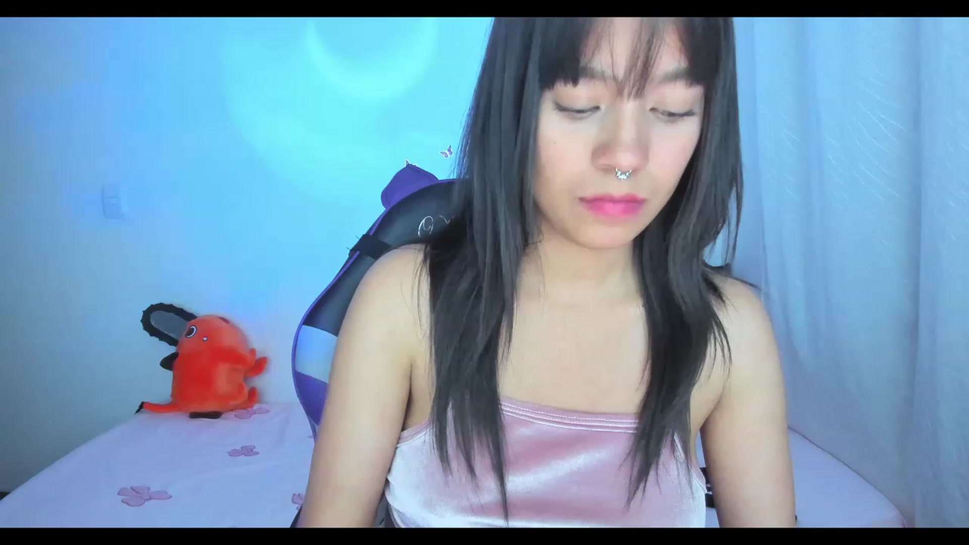Gallery image thumbnail from Oxxme_'s myfreecams stream on, 01/18/2023, 07:46 image 1 of 20