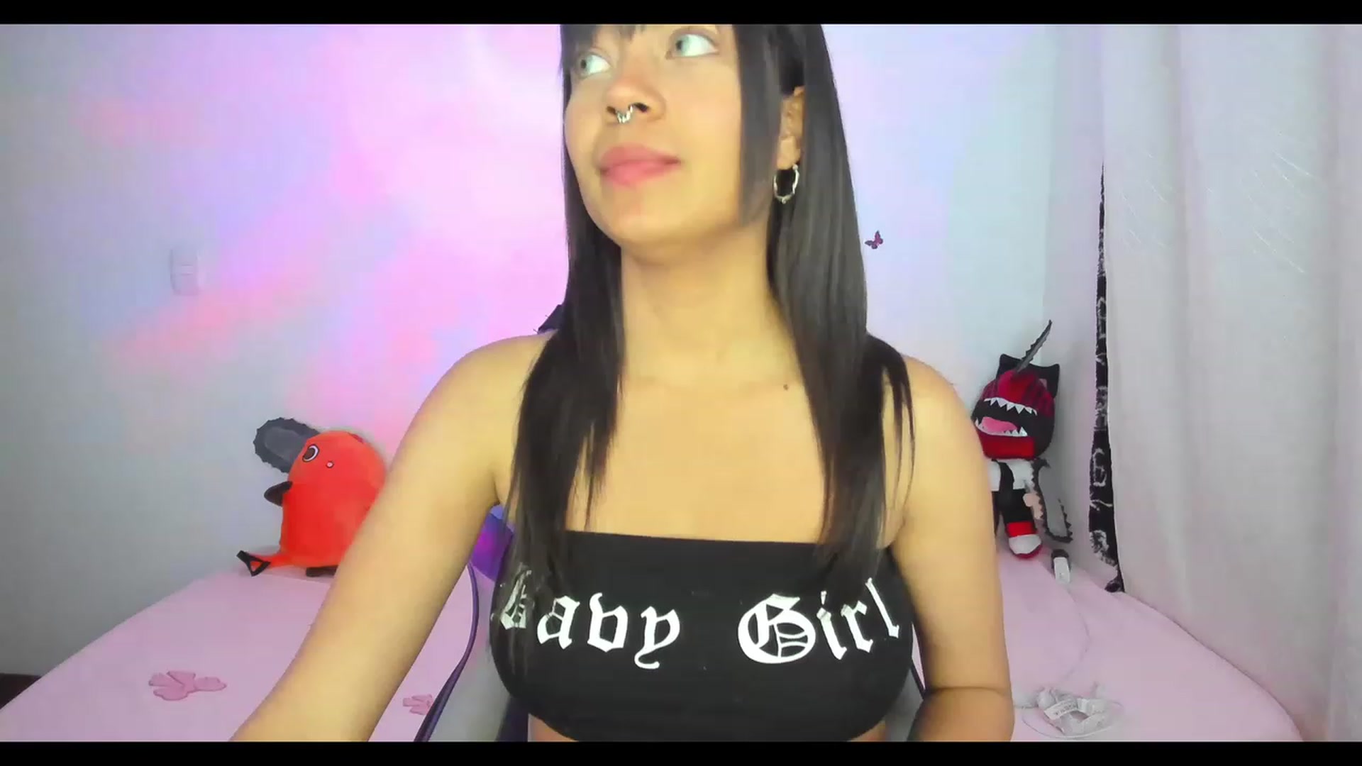 Gallery image thumbnail from Oxxme_'s myfreecams stream on, 01/19/2023, 03:51 image 17 of 20