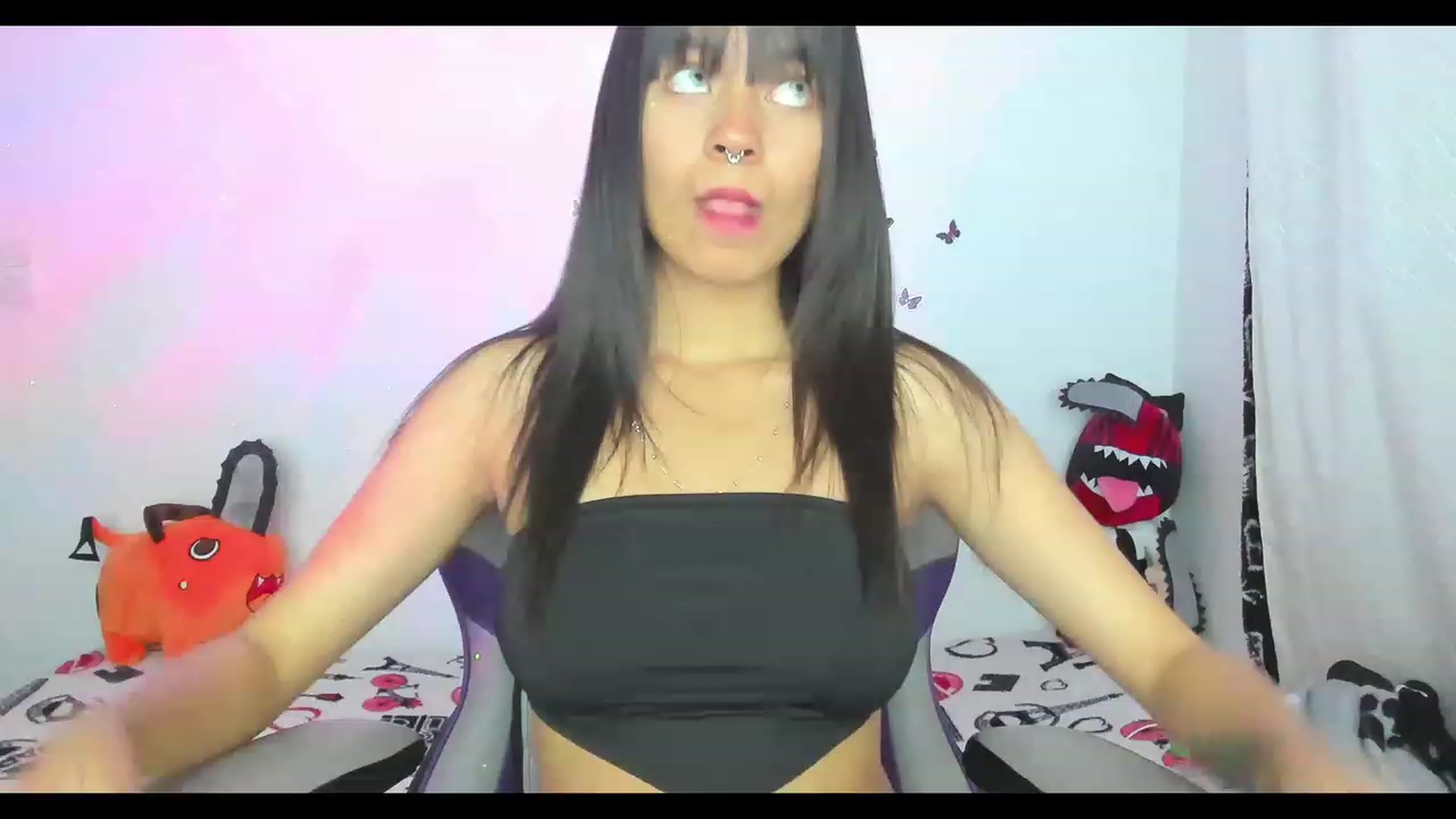 Gallery image thumbnail from Oxxme_'s myfreecams stream on, 01/22/2023, 07:00 image 5 of 20