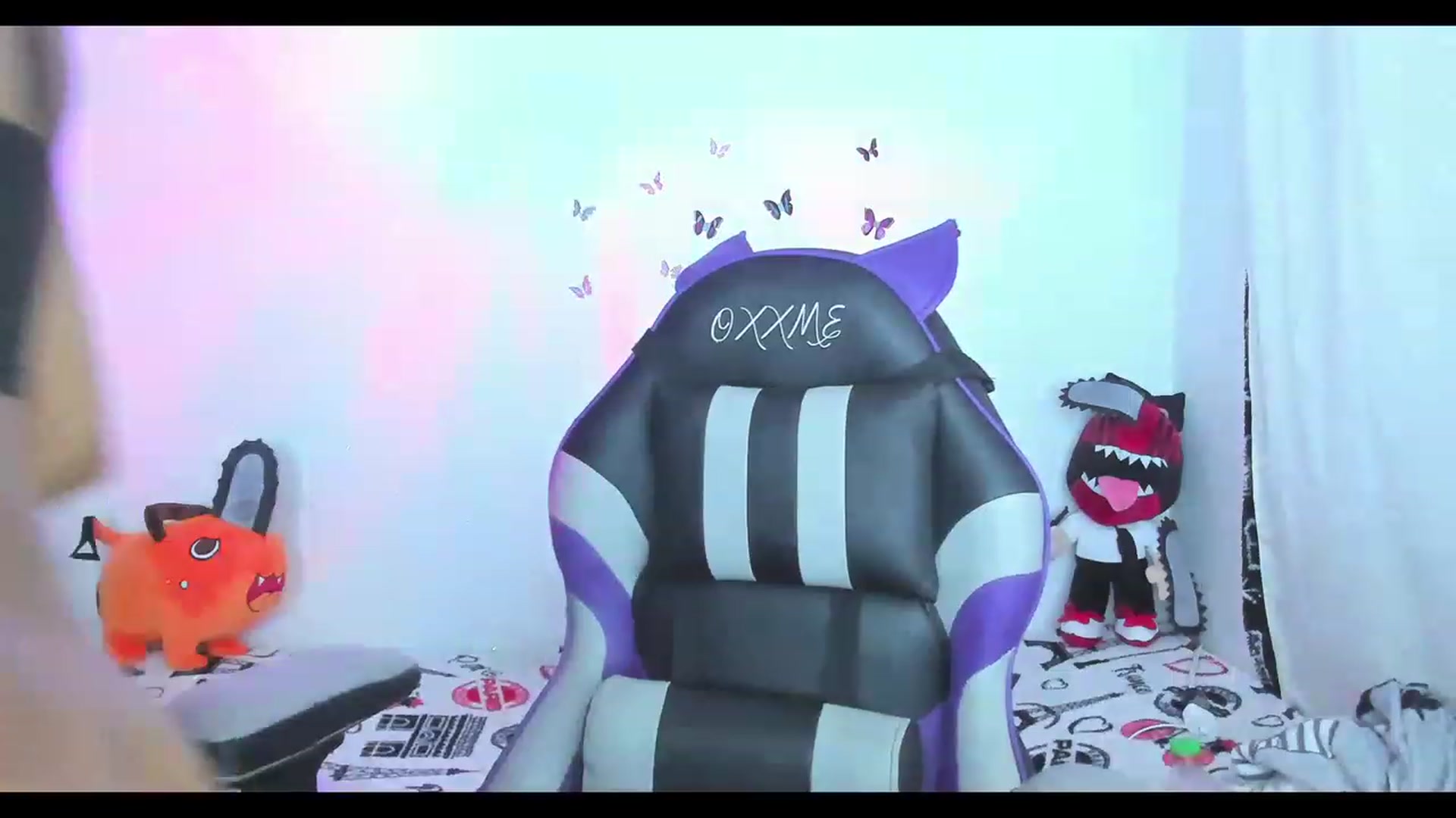 Gallery image thumbnail from Oxxme_'s myfreecams stream on, 01/22/2023, 07:00 image 20 of 20