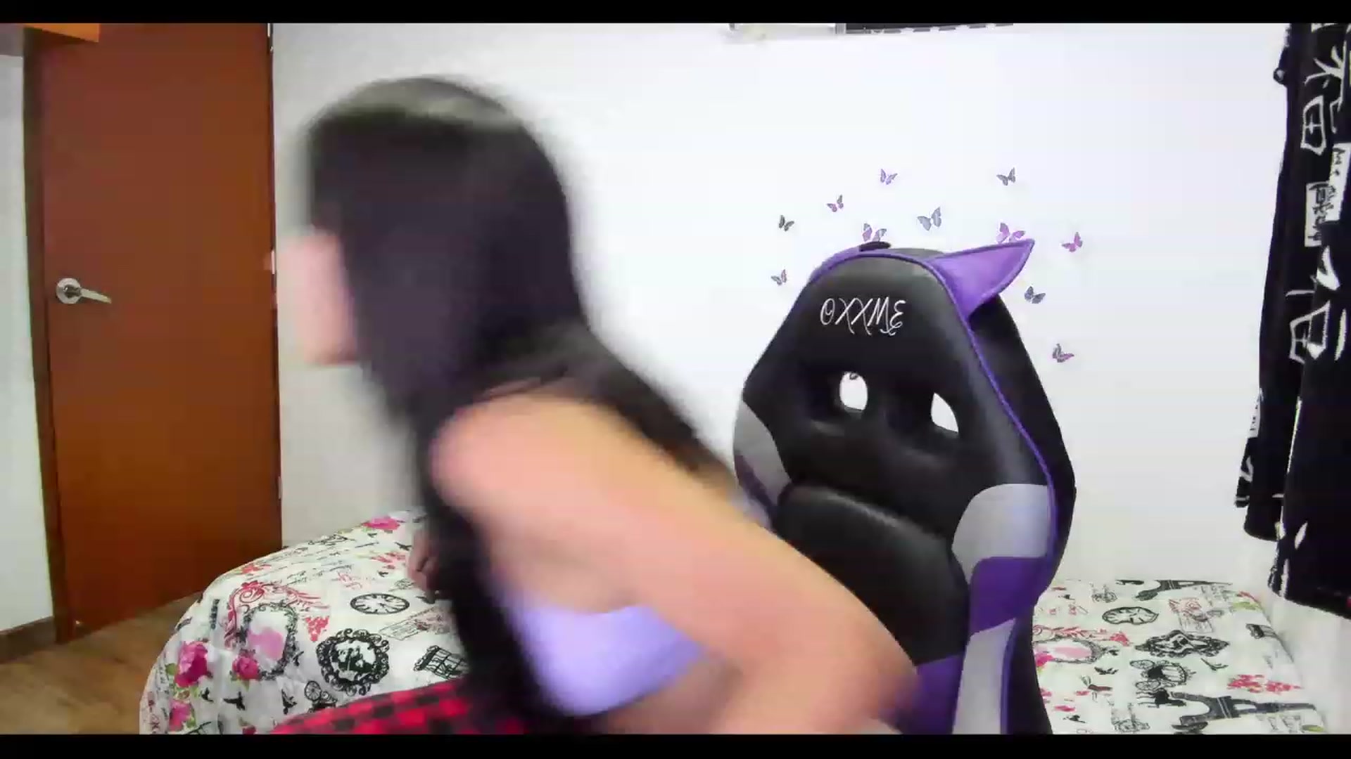 Gallery image thumbnail from Oxxme_'s myfreecams stream on, 04/20/2023, 01:17 image 8 of 20