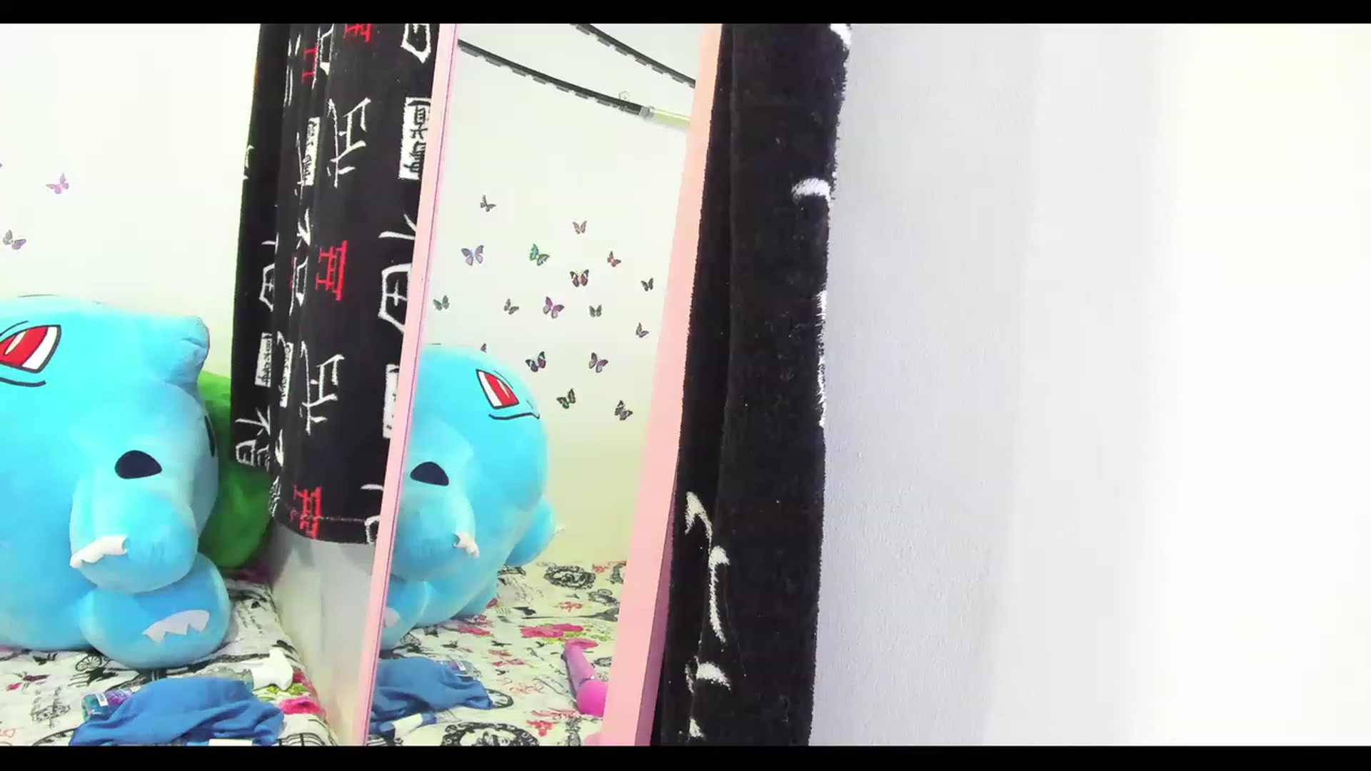 Gallery image thumbnail from Oxxme_'s myfreecams stream on, 05/14/2023, 05:55 image 20 of 20
