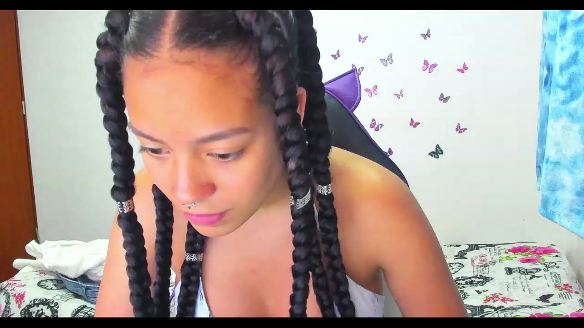 Gallery image thumbnail from Oxxme_'s myfreecams stream on, 06/02/2023, 06:29 image 4 of 20