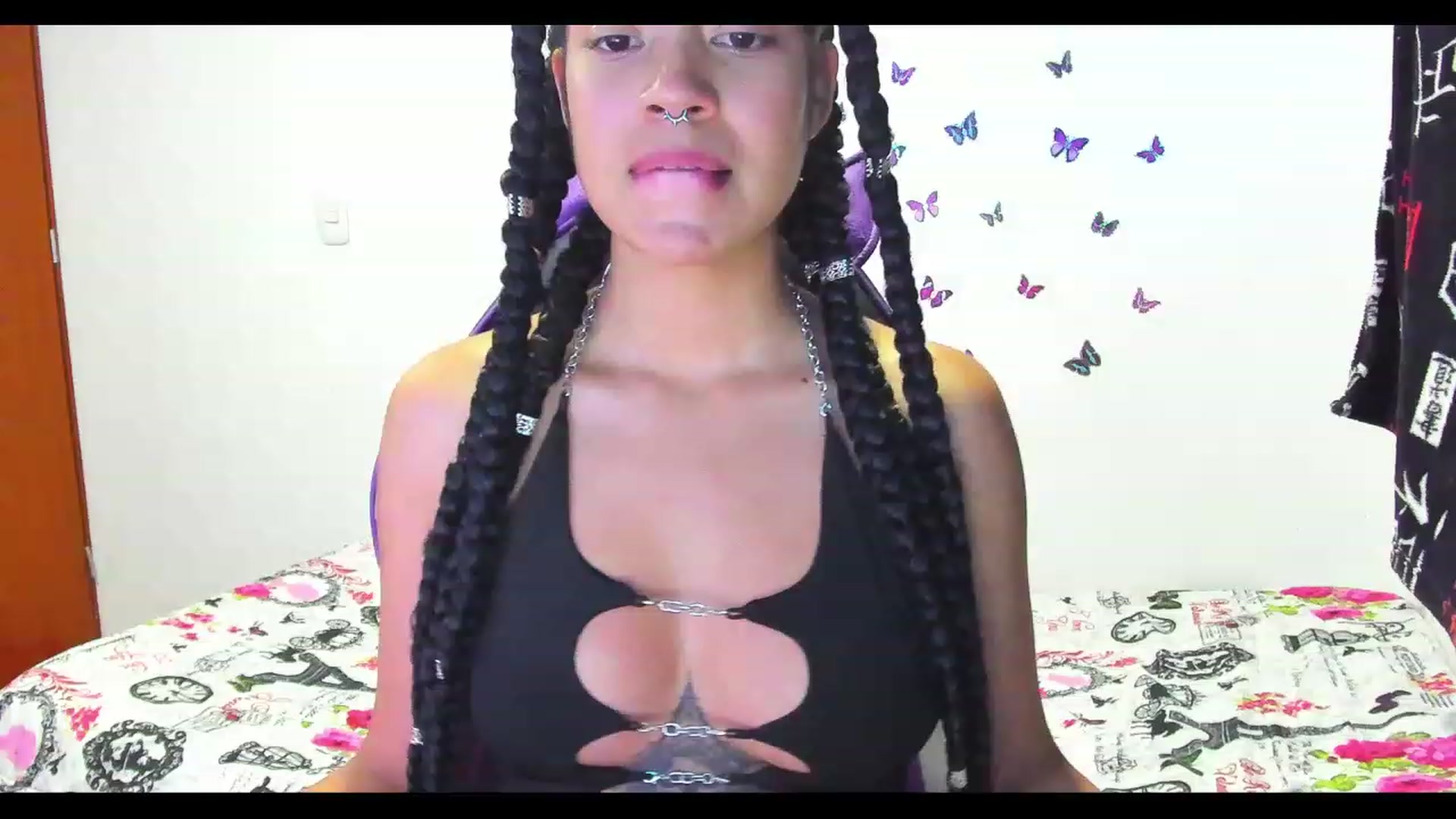 Gallery image thumbnail from Oxxme_'s myfreecams stream on, 06/03/2023, 02:58 image 1 of 20