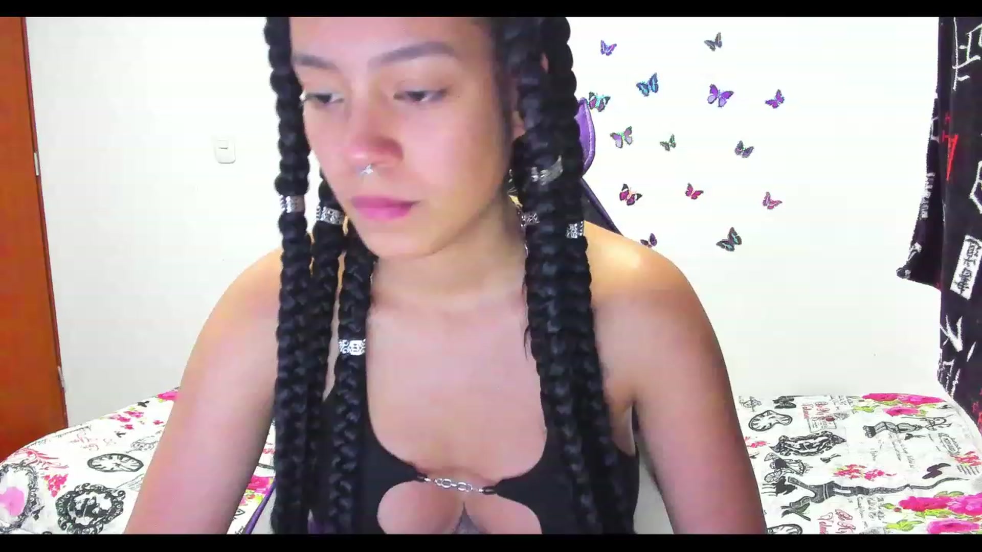 Gallery image thumbnail from Oxxme_'s myfreecams stream on, 06/03/2023, 02:58 image 12 of 20