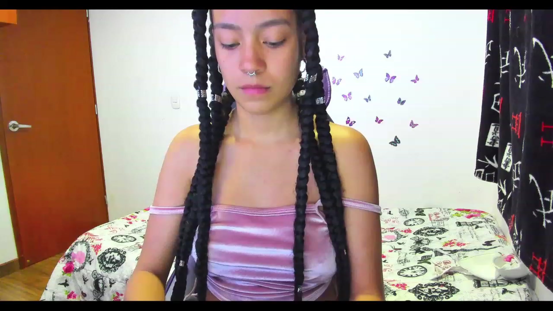 Gallery image thumbnail from Oxxme_'s myfreecams stream on, 06/04/2023, 02:34 image 15 of 20