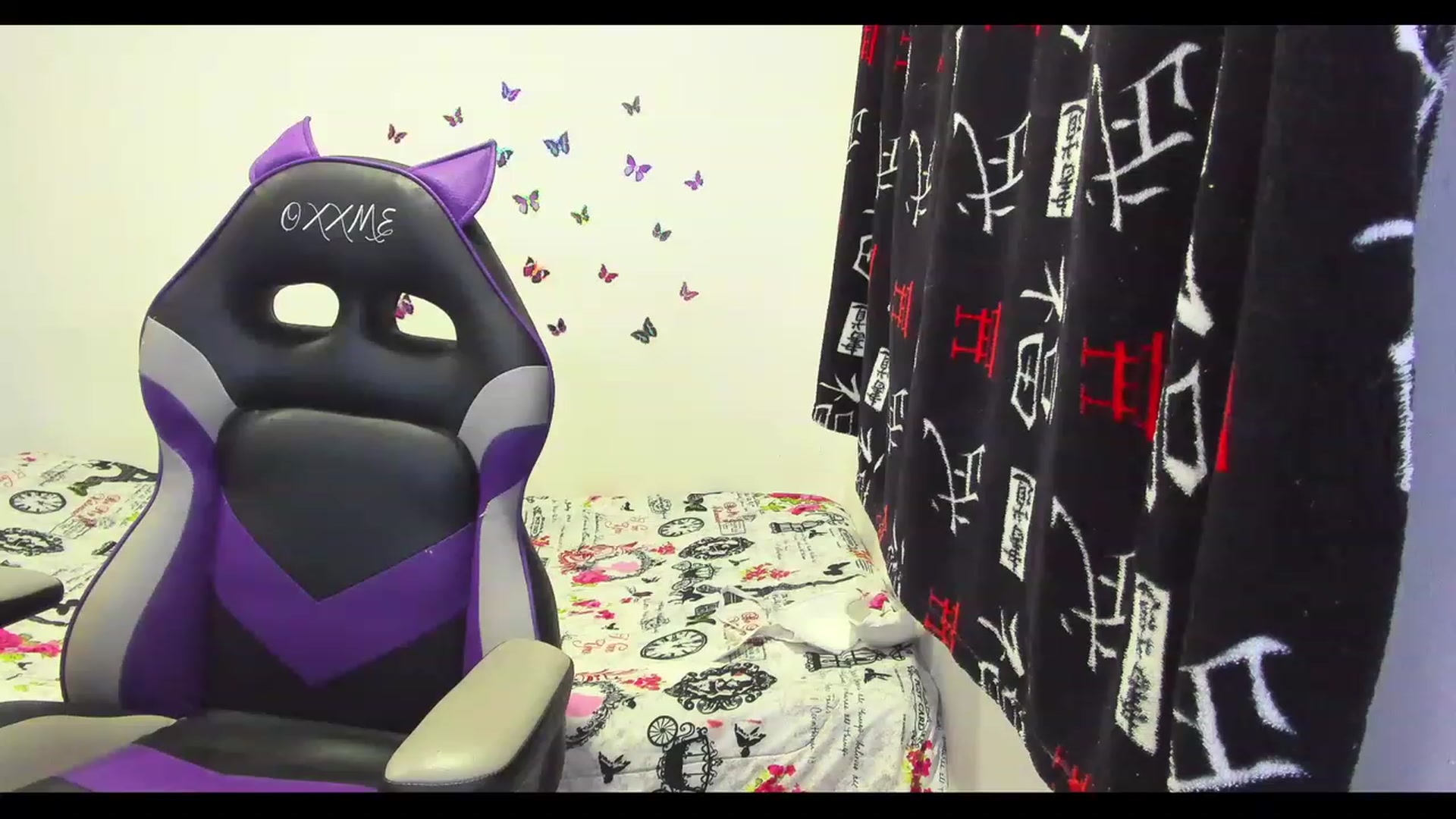 Gallery image thumbnail from Oxxme_'s myfreecams stream on, 06/04/2023, 04:13 image 6 of 20