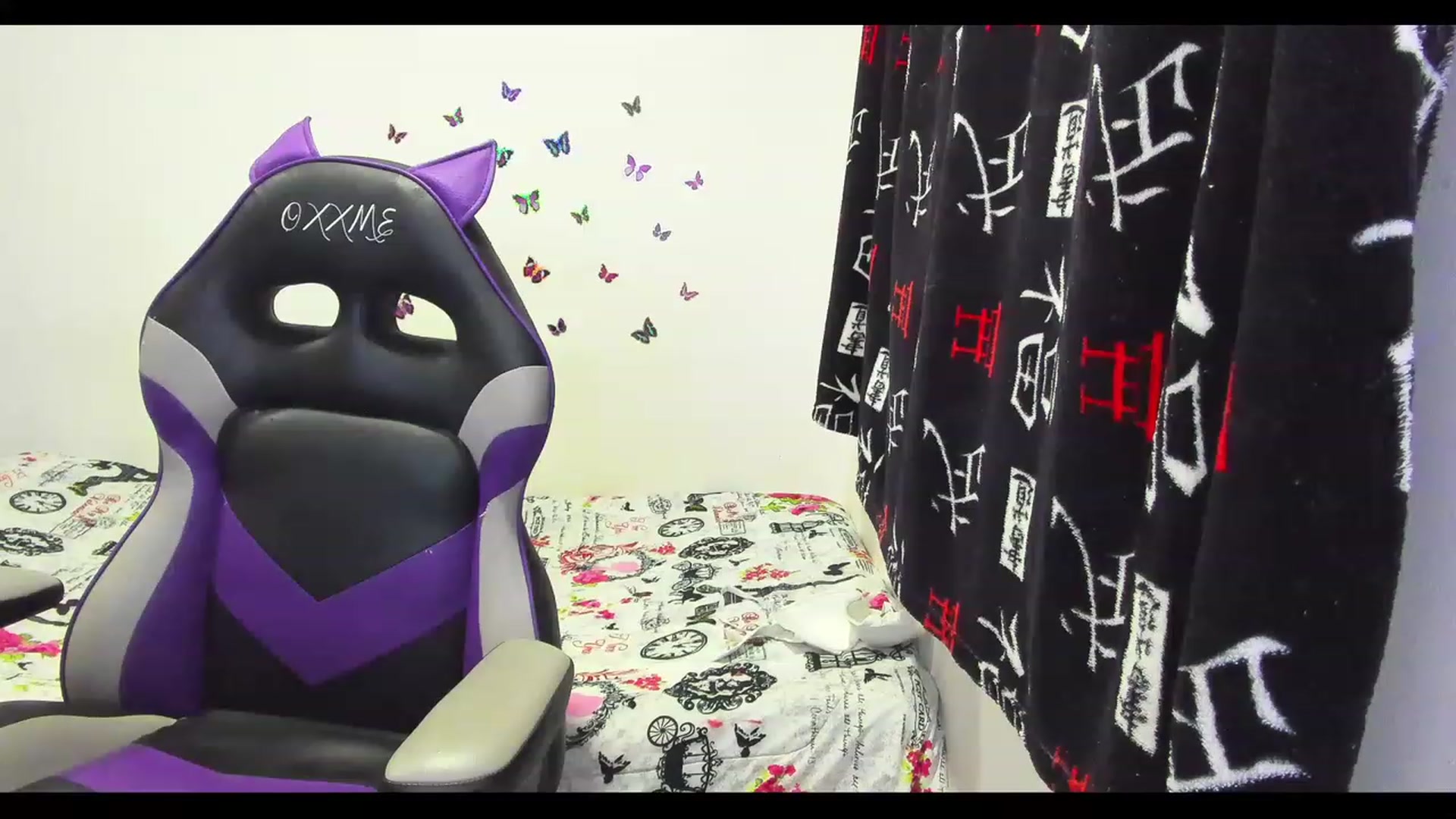 Gallery image thumbnail from Oxxme_'s myfreecams stream on, 06/04/2023, 04:13 image 8 of 20