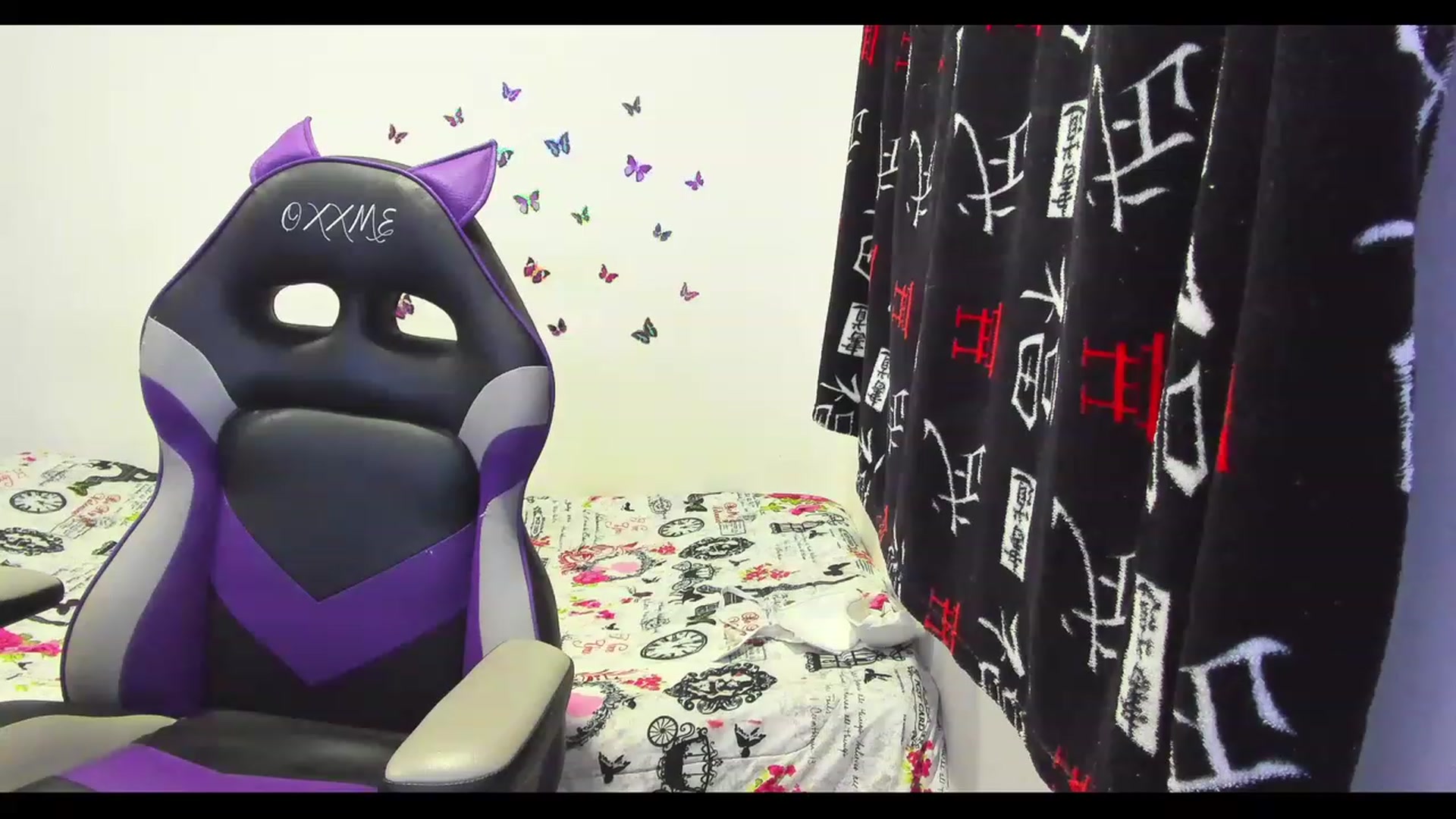 Gallery image thumbnail from Oxxme_'s myfreecams stream on, 06/04/2023, 04:13 image 16 of 20