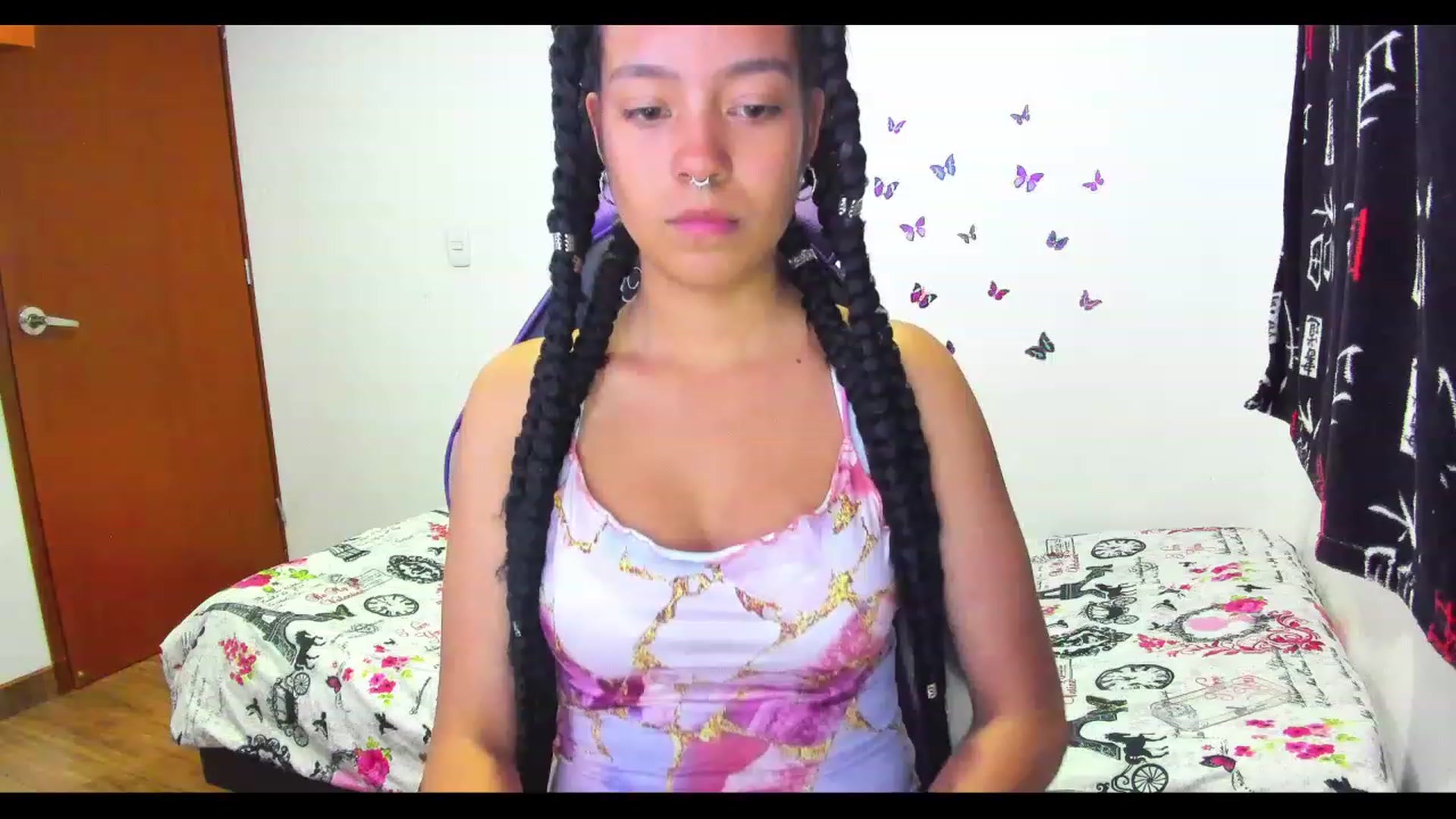 Gallery image thumbnail from Oxxme_'s myfreecams stream on, 06/05/2023, 02:11 image 7 of 20