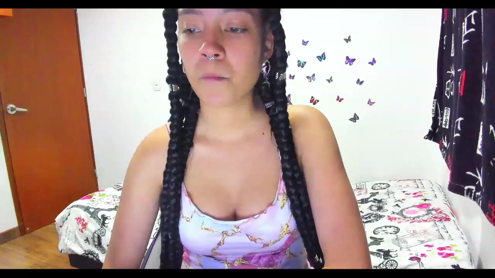 Gallery image thumbnail from Oxxme_'s myfreecams stream on, 06/05/2023, 02:11 image 2 of 20