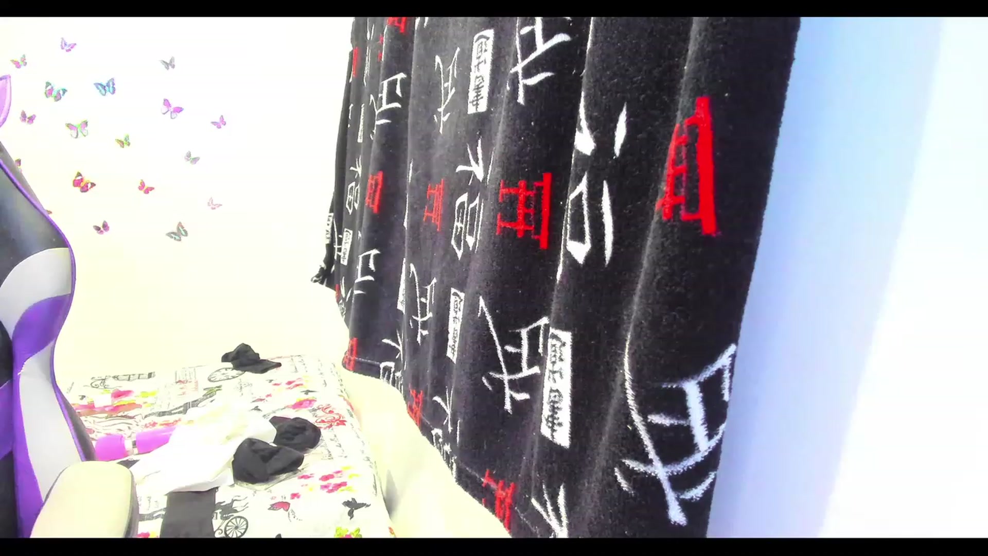 Gallery image thumbnail from Oxxme_'s myfreecams stream on, 06/05/2023, 06:16 image 2 of 20